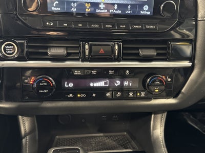 2023 Nissan Pathfinder SL W/Premium Package