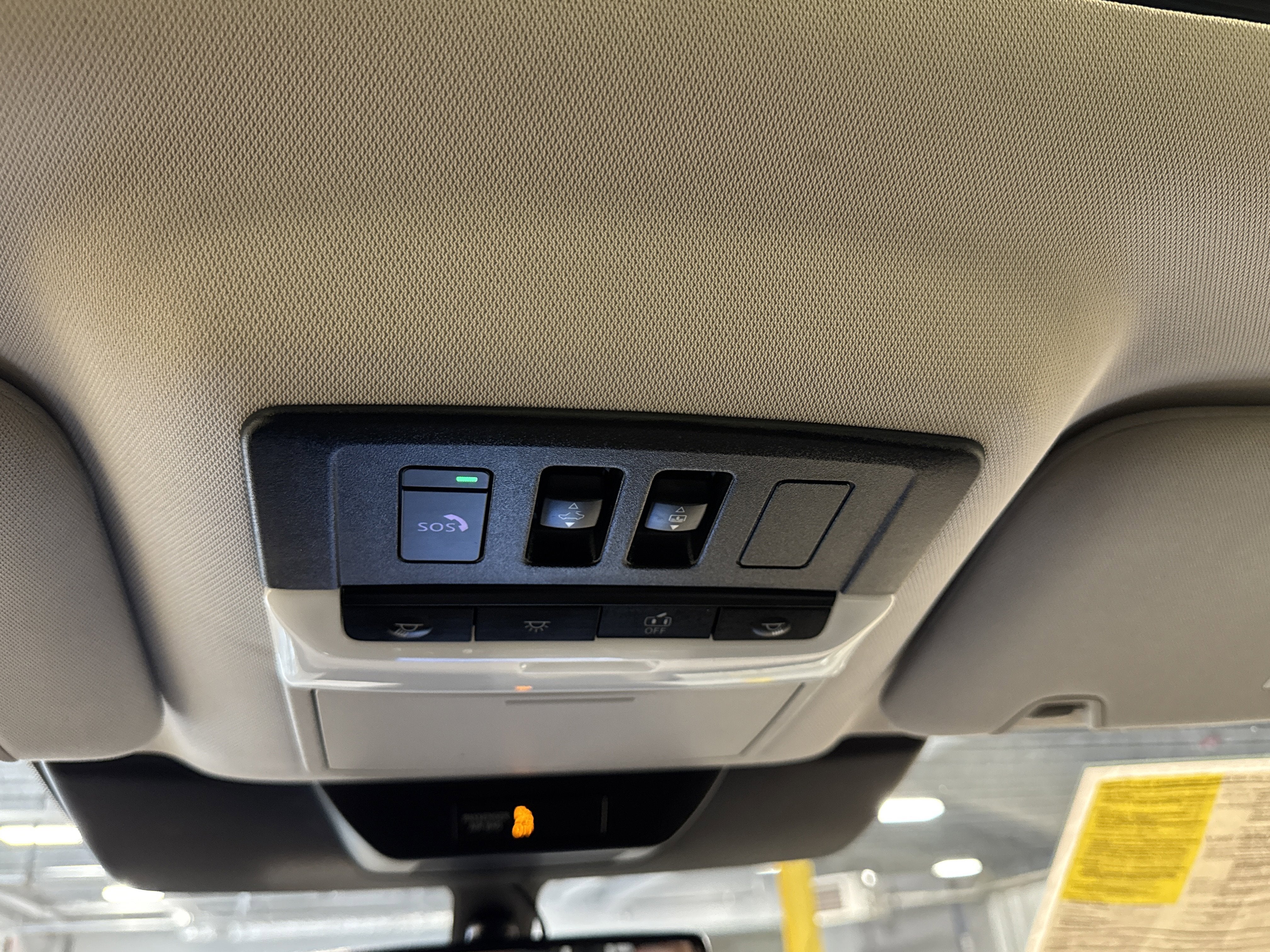 2023 Nissan Pathfinder SL W/Premium Package