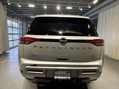 2023 Nissan Pathfinder SL W/Premium Package
