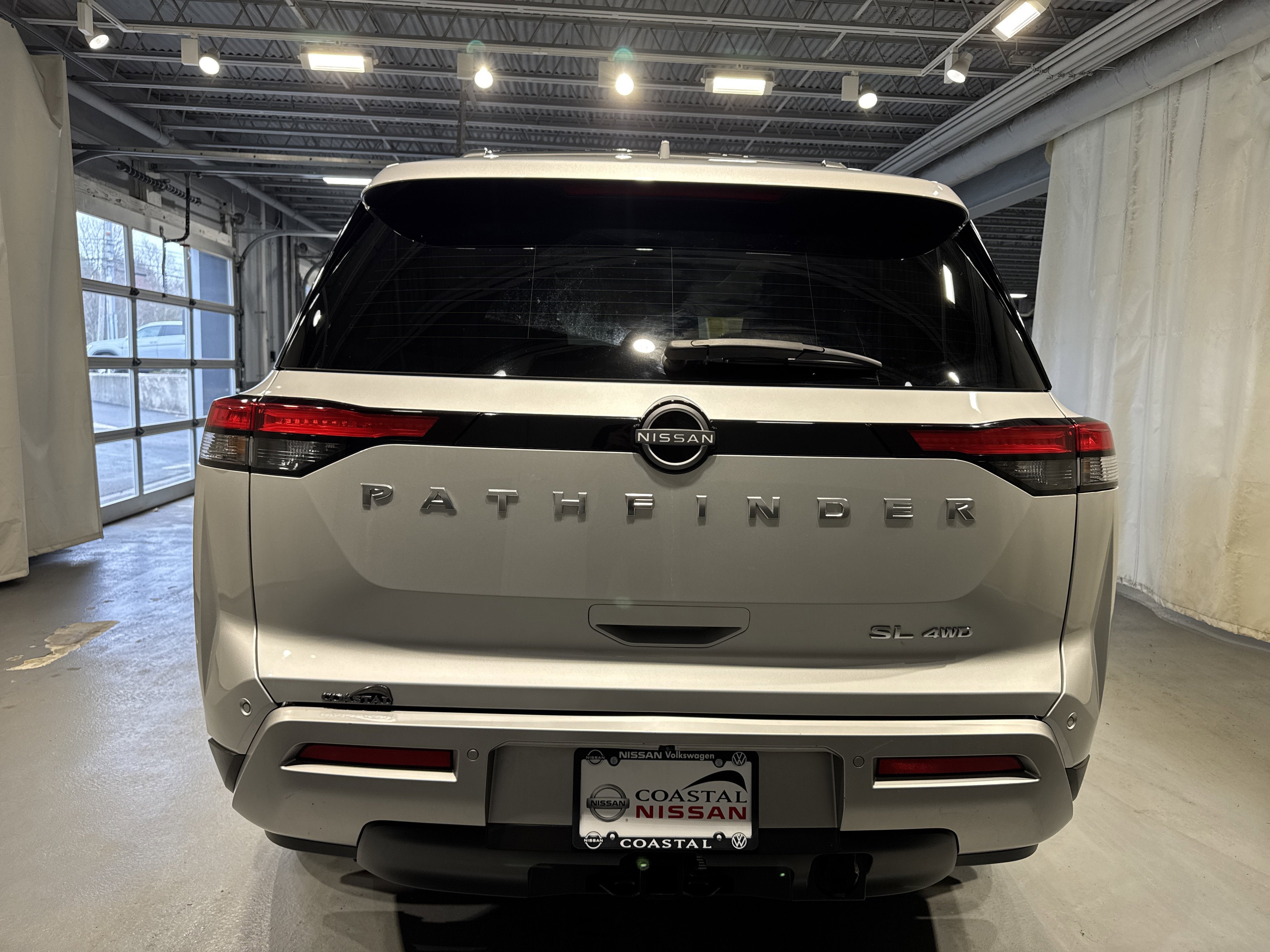 2023 Nissan Pathfinder SL W/Premium Package