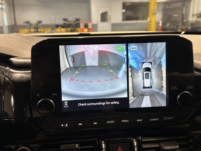 2023 Nissan Pathfinder SL W/Premium Package