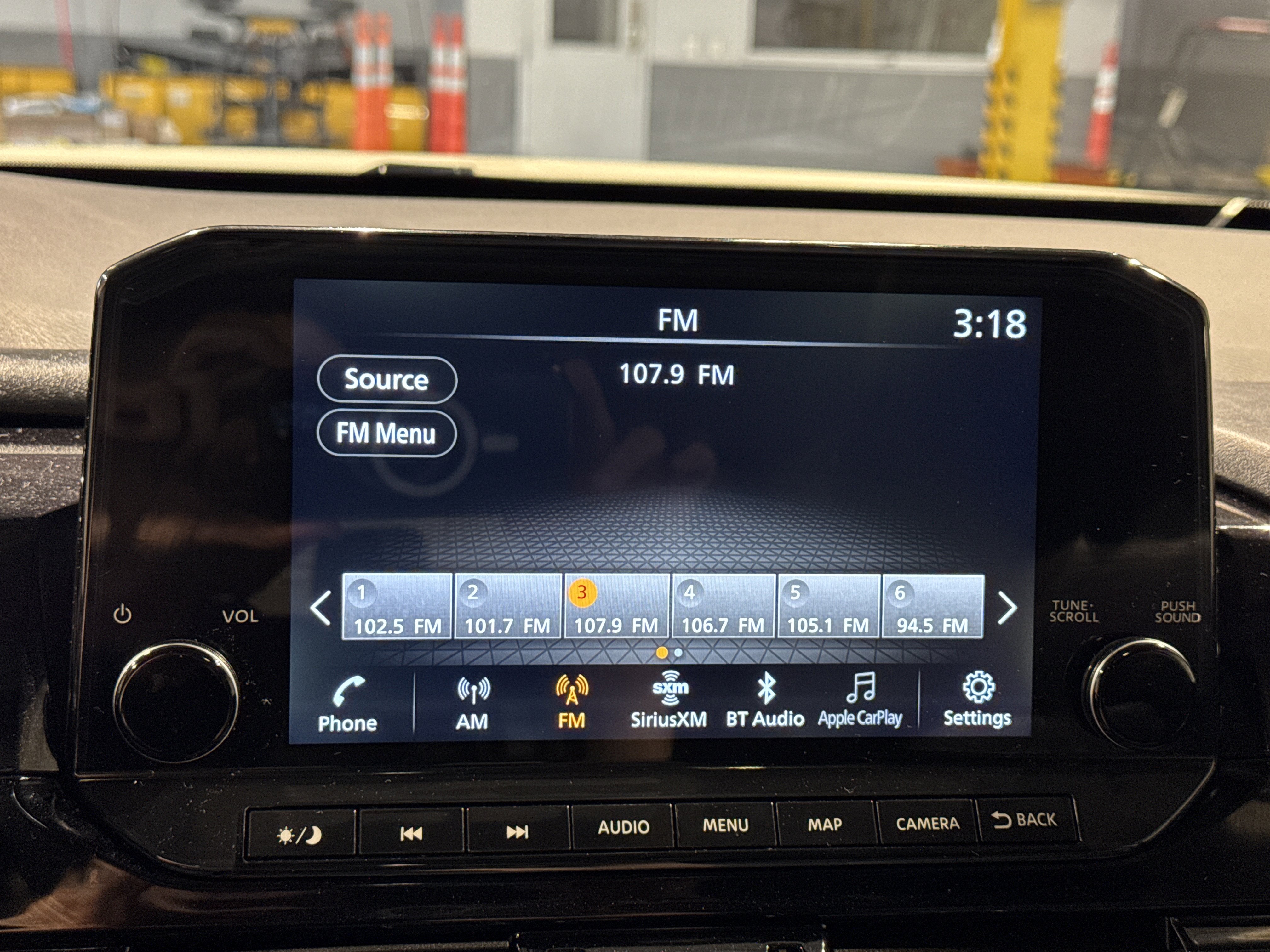 2023 Nissan Pathfinder SL W/Premium Package