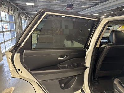 2023 Nissan Pathfinder SL W/Premium Package