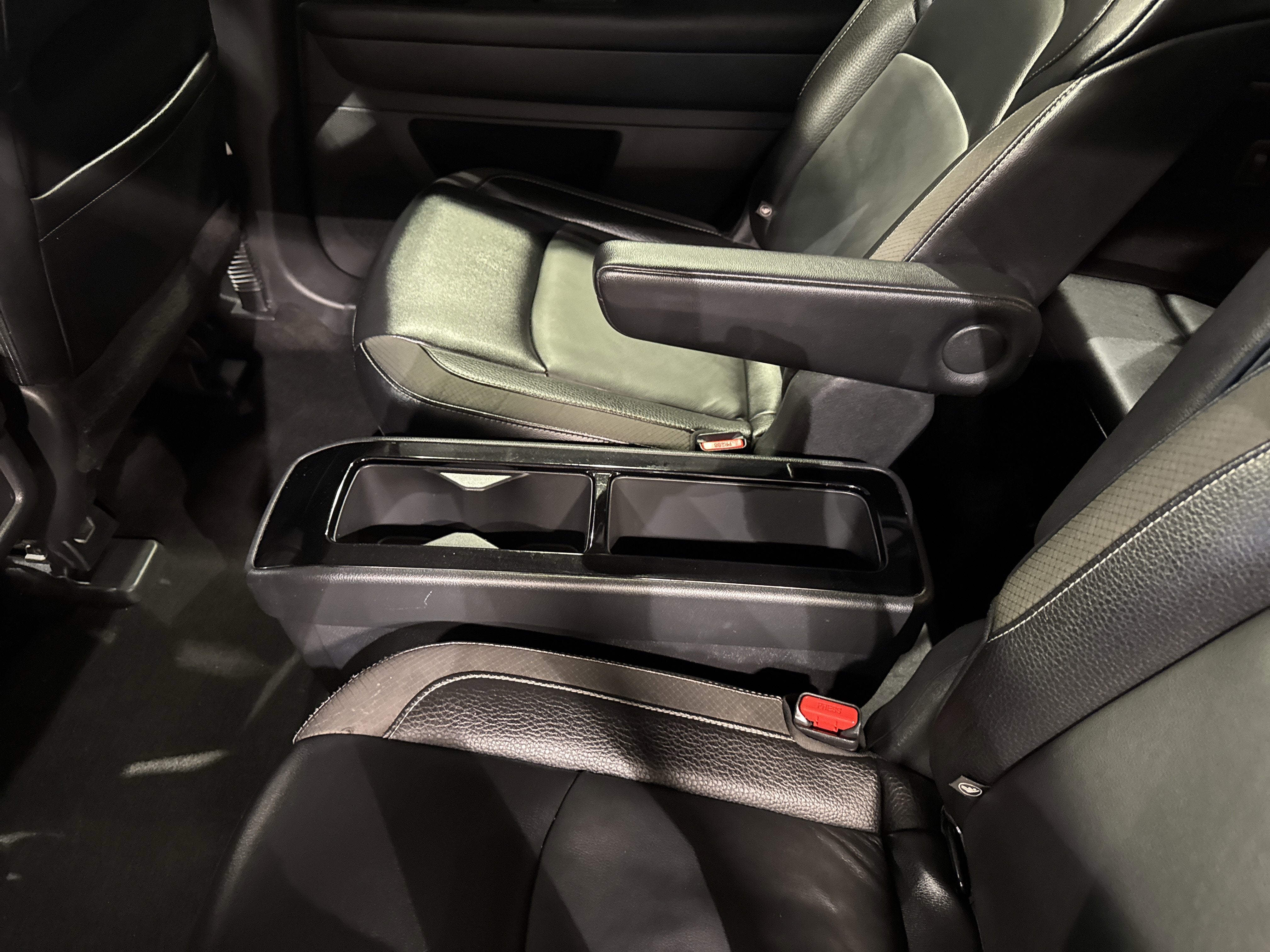 2023 Nissan Pathfinder SL W/Premium Package