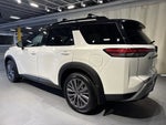 2023 Nissan Pathfinder SL W/Premium Package