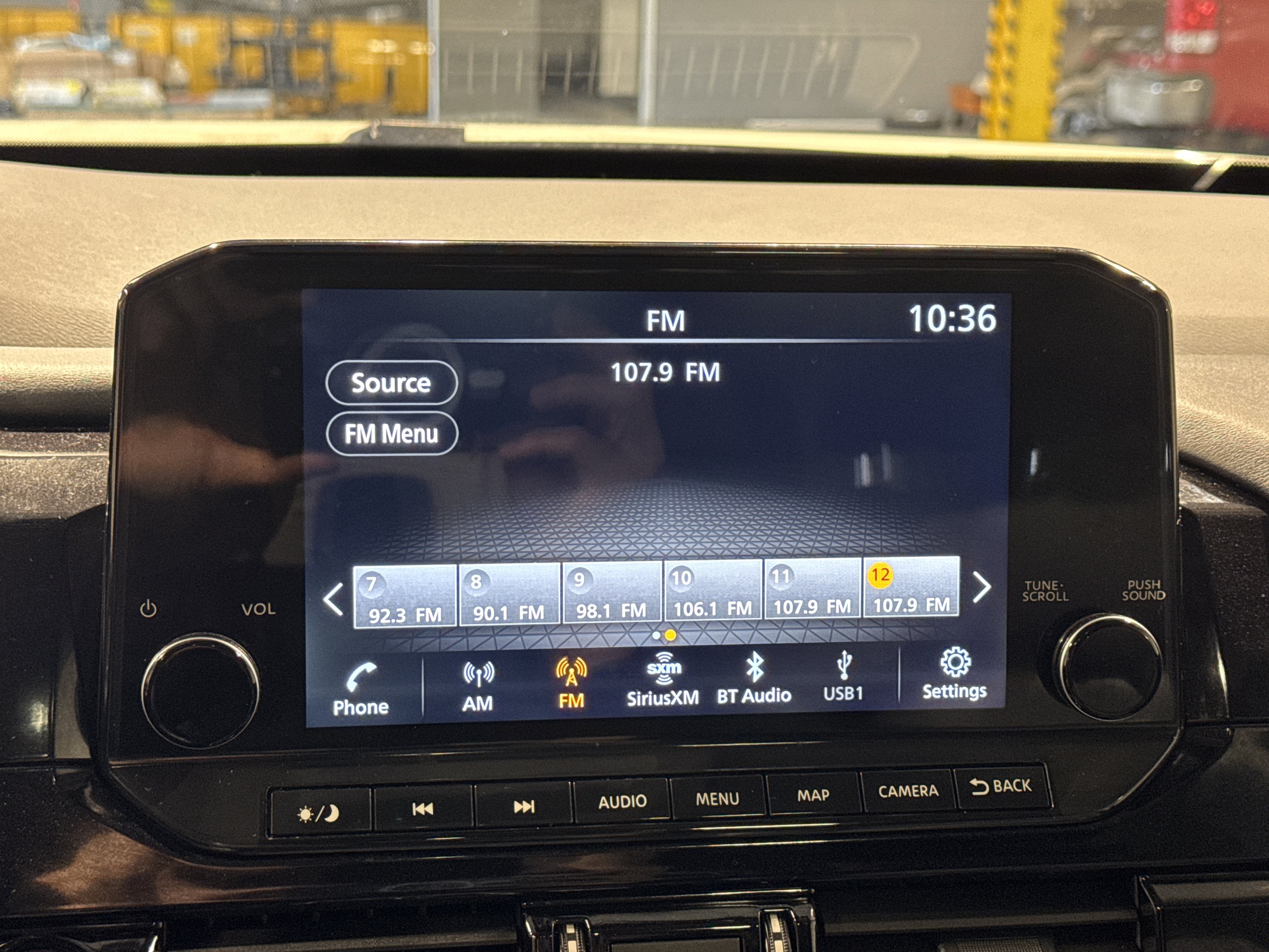 2023 Nissan Pathfinder SL W/Premium Package