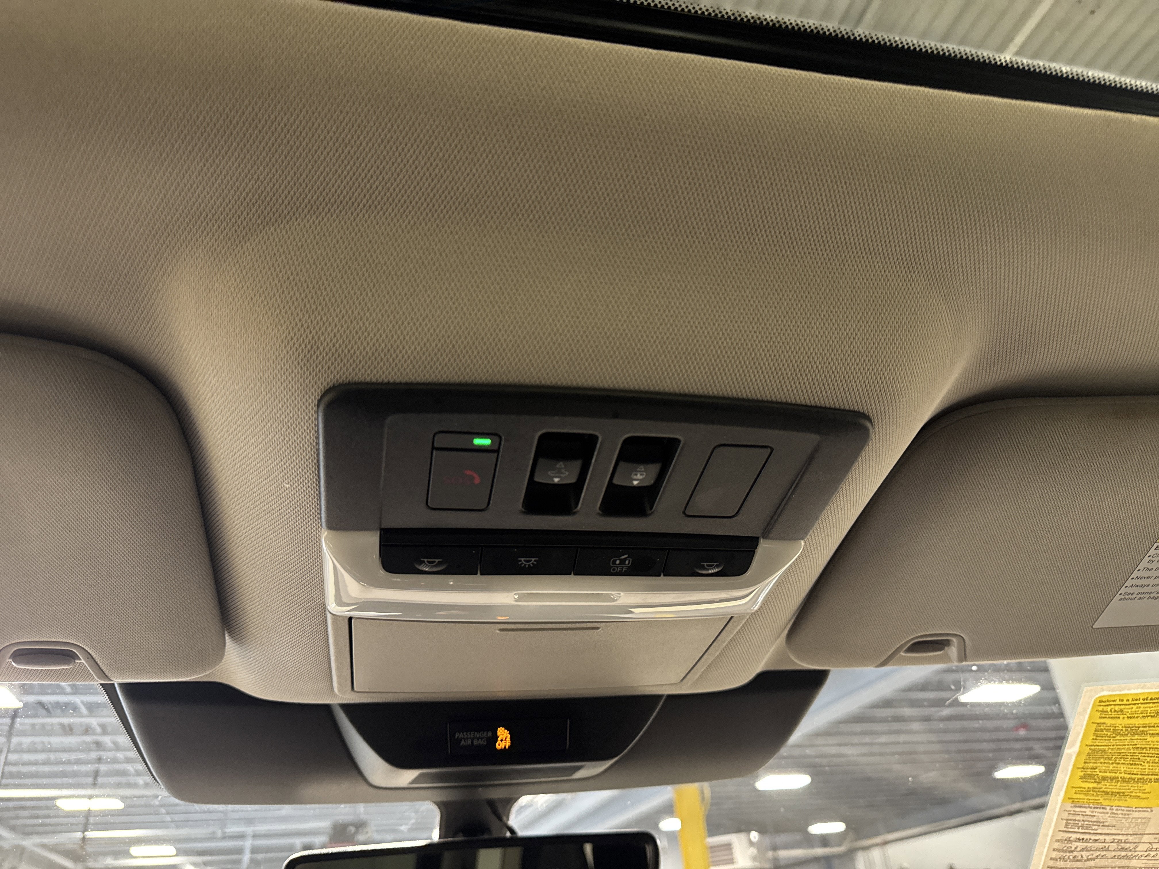 2023 Nissan Pathfinder SL W/Premium Package