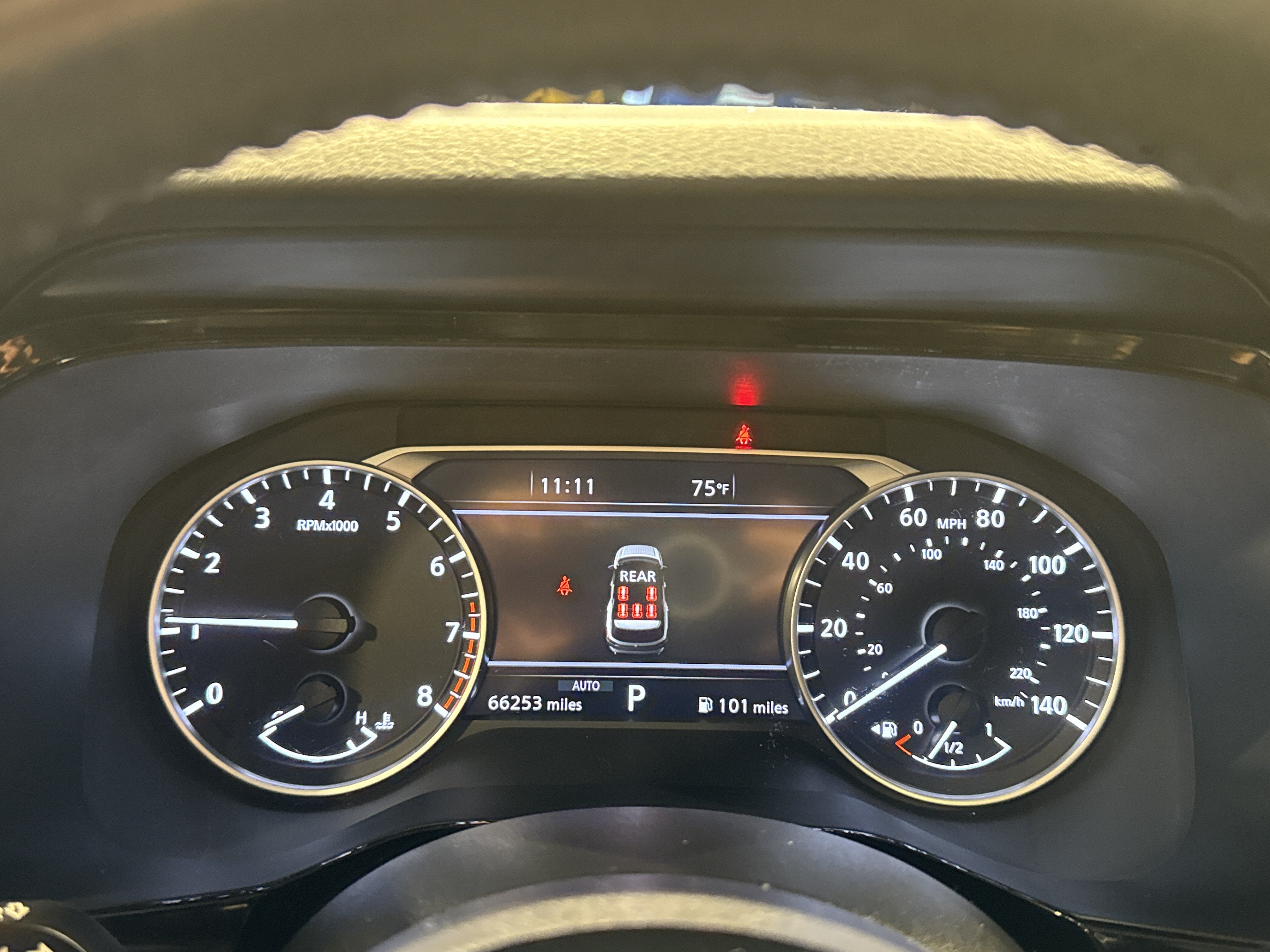 2024 Nissan Pathfinder SL W/Premium Package