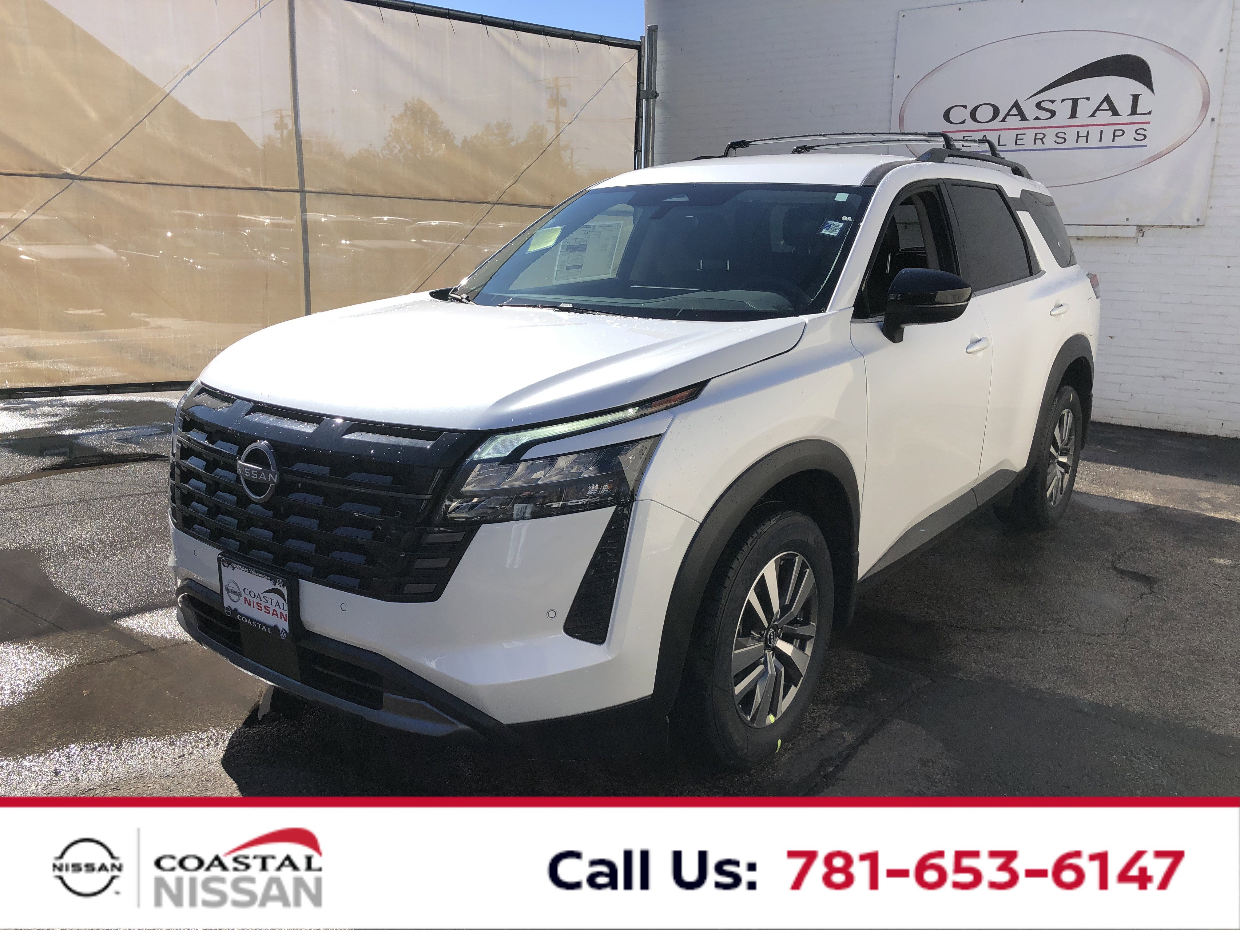 2026 Nissan Pathfinder SL