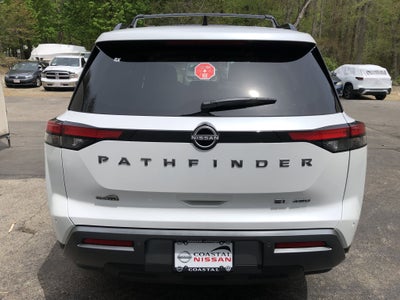 2026 Nissan Pathfinder SL