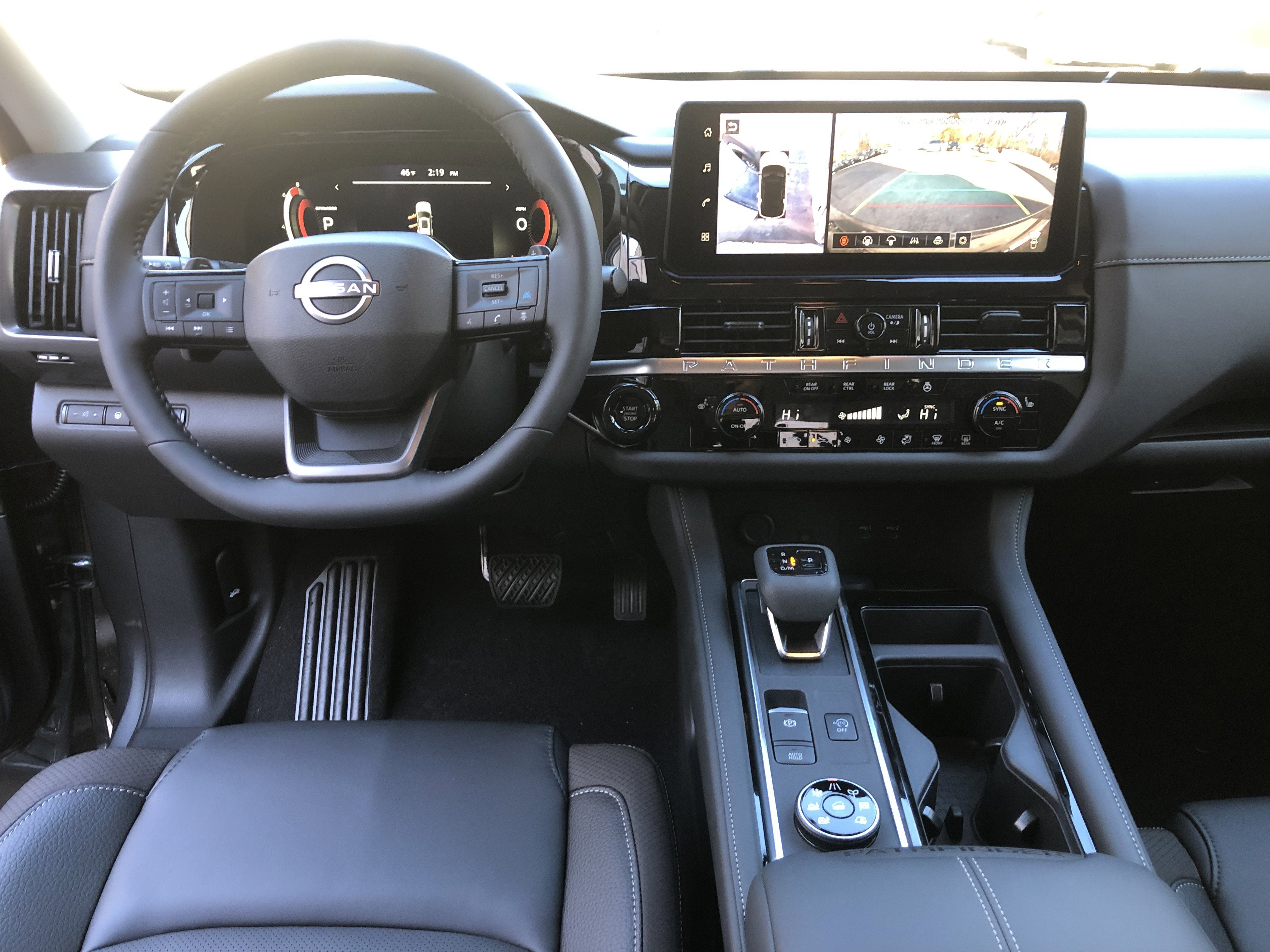 2026 Nissan Pathfinder SL