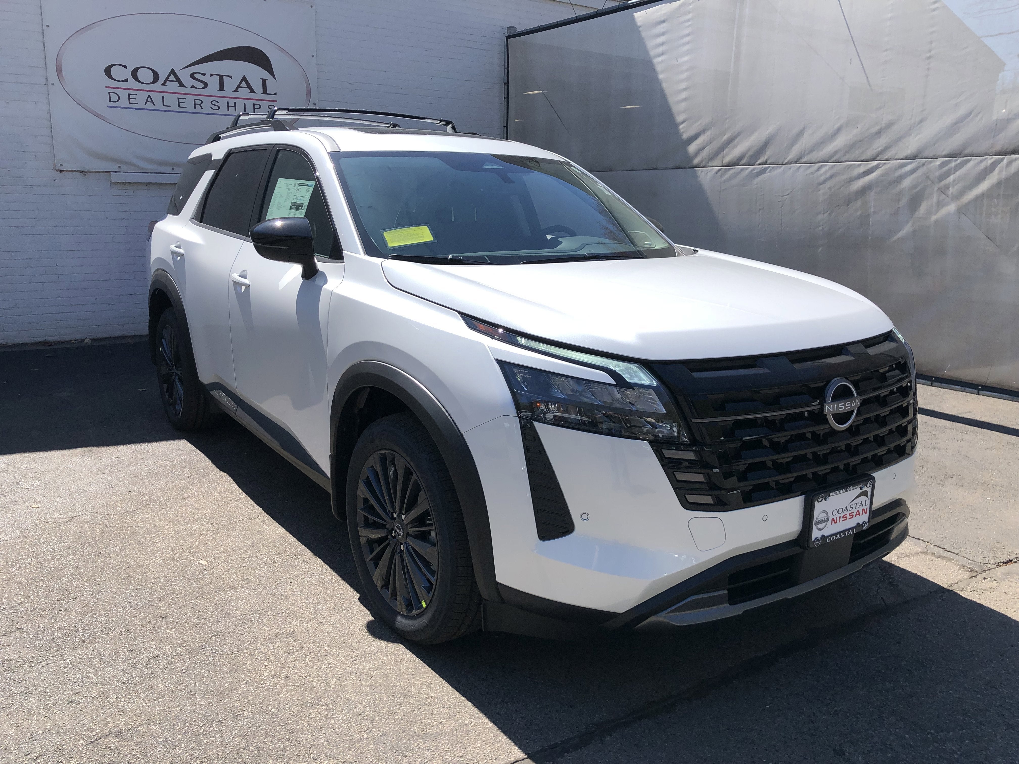 2026 Nissan Pathfinder SL