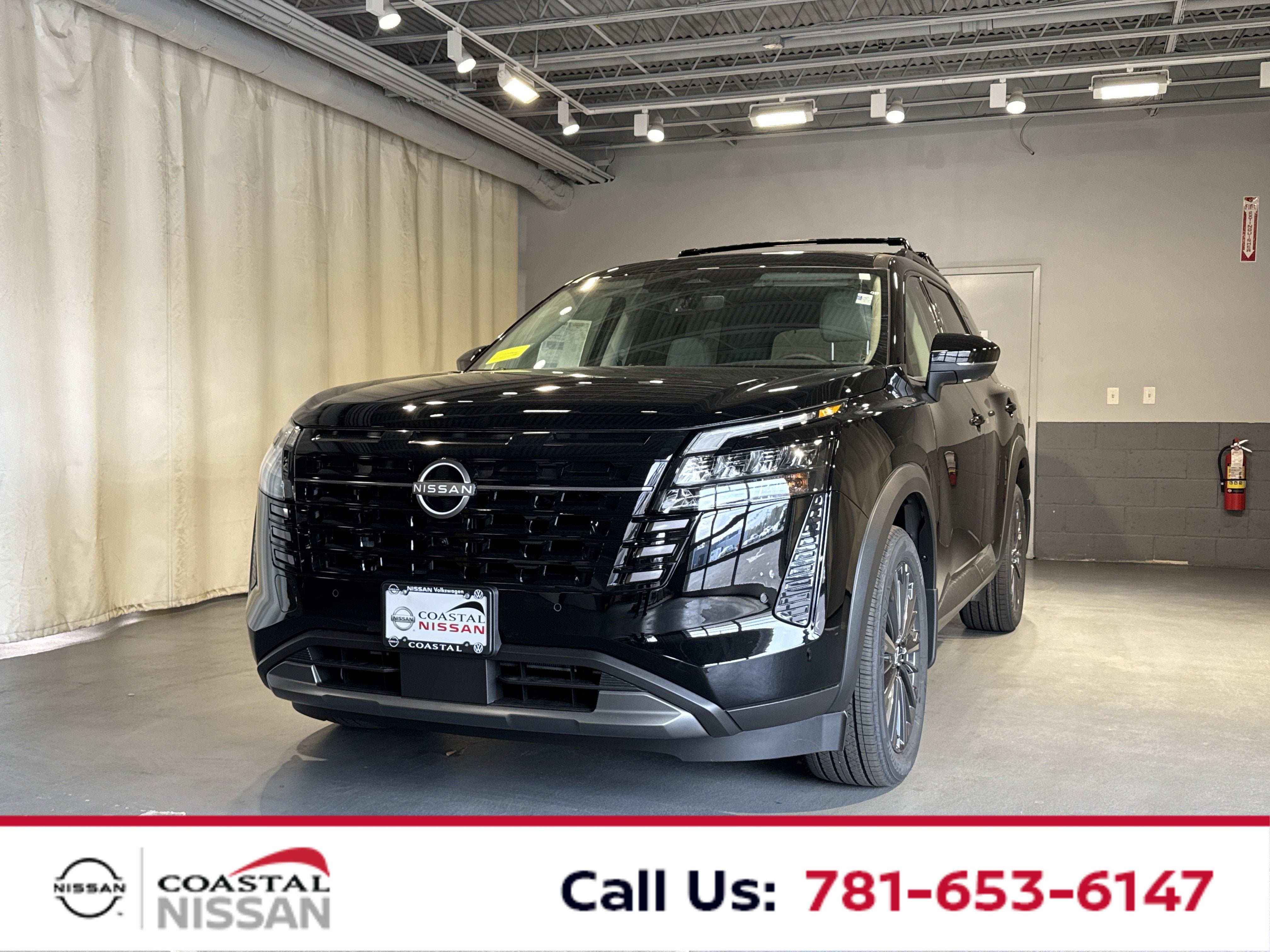 2026 Nissan Pathfinder SL 4WD's photo