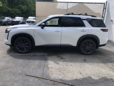 2026 Nissan Pathfinder SL