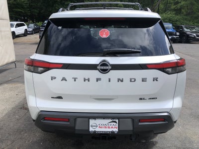 2026 Nissan Pathfinder SL