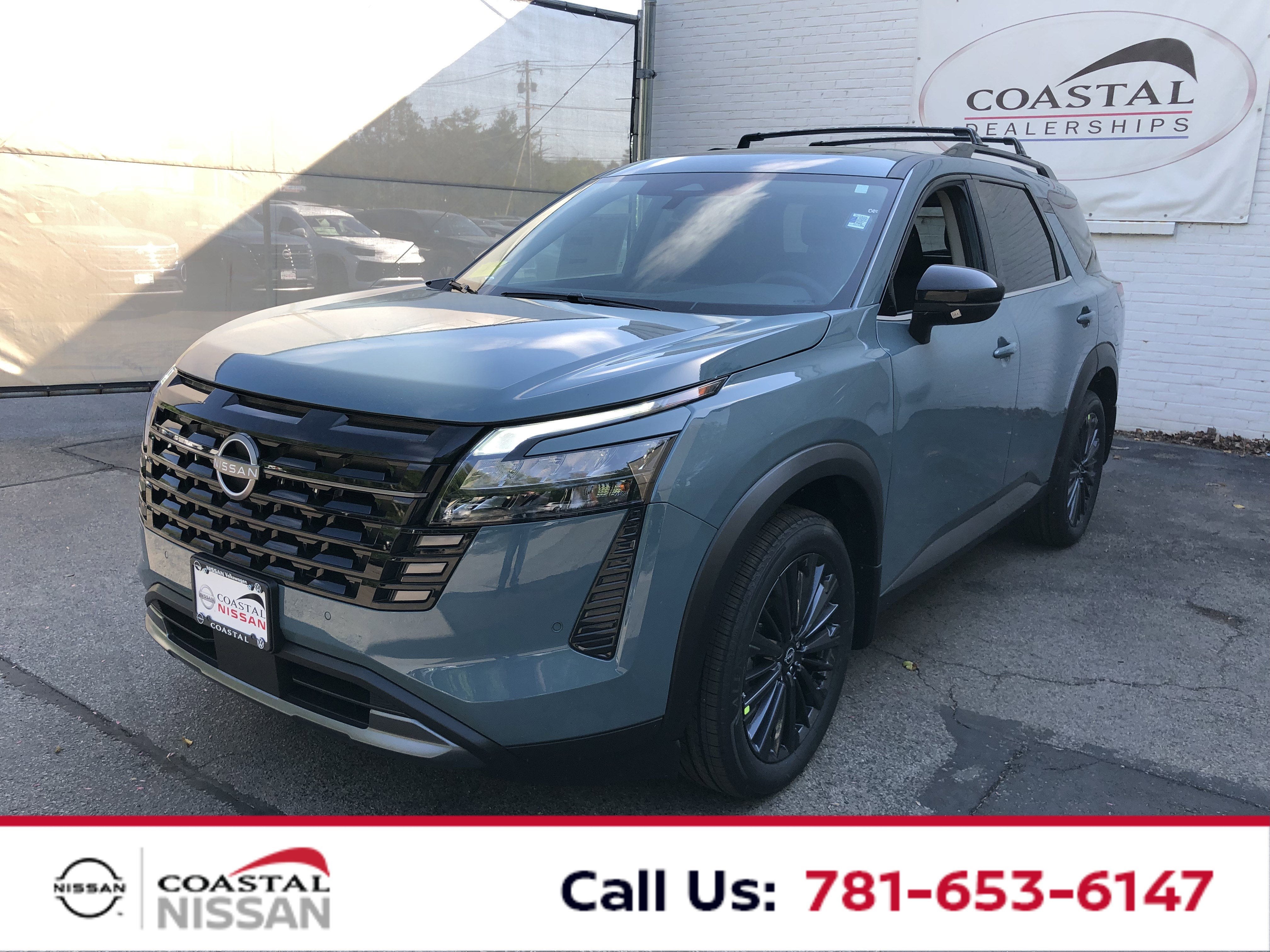 2026 Nissan Pathfinder SL