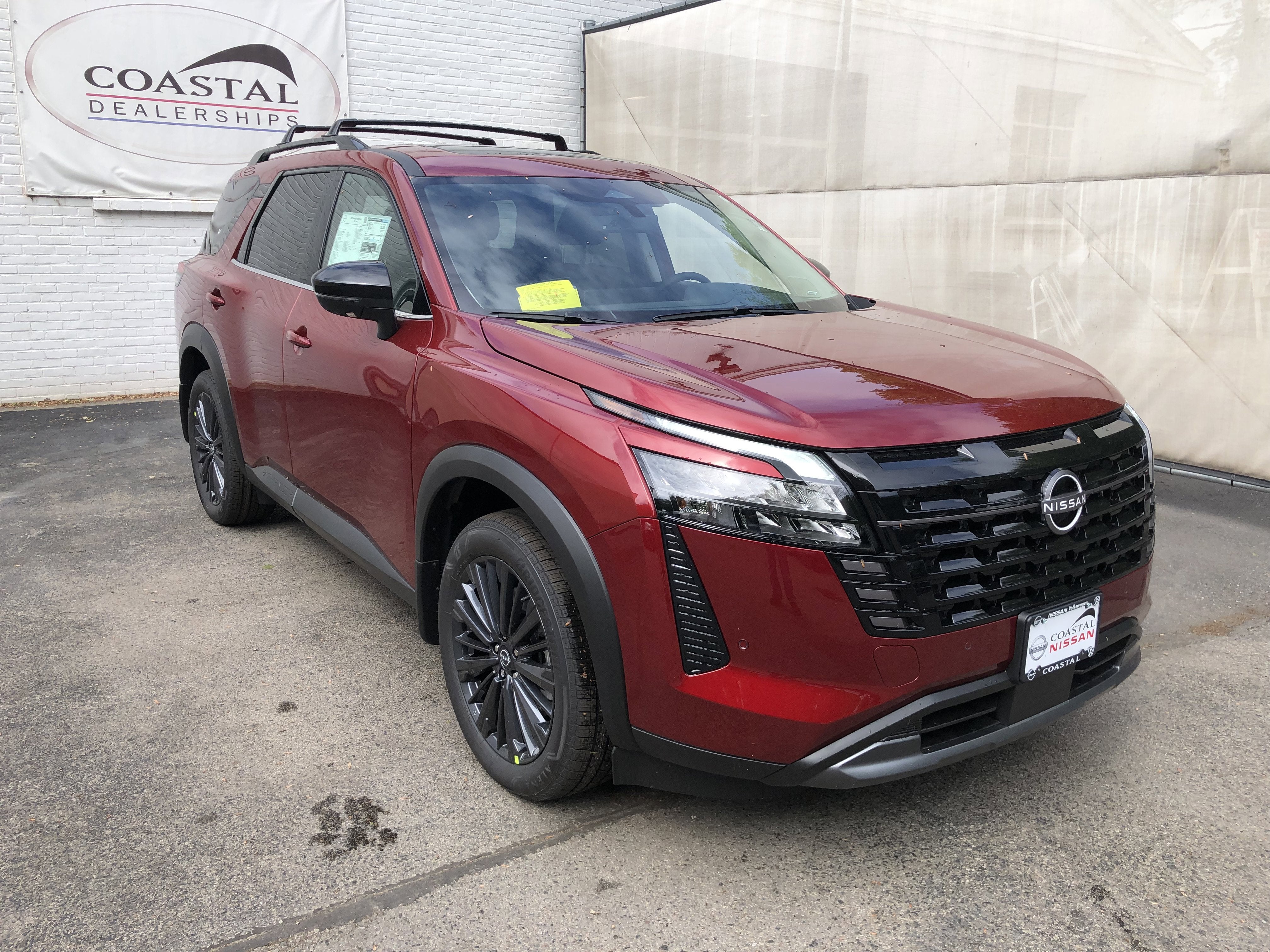 2026 Nissan Pathfinder SL
