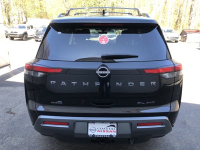 2026 Nissan Pathfinder SL