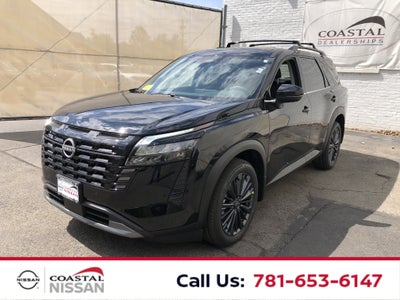 2026 Nissan Pathfinder SL