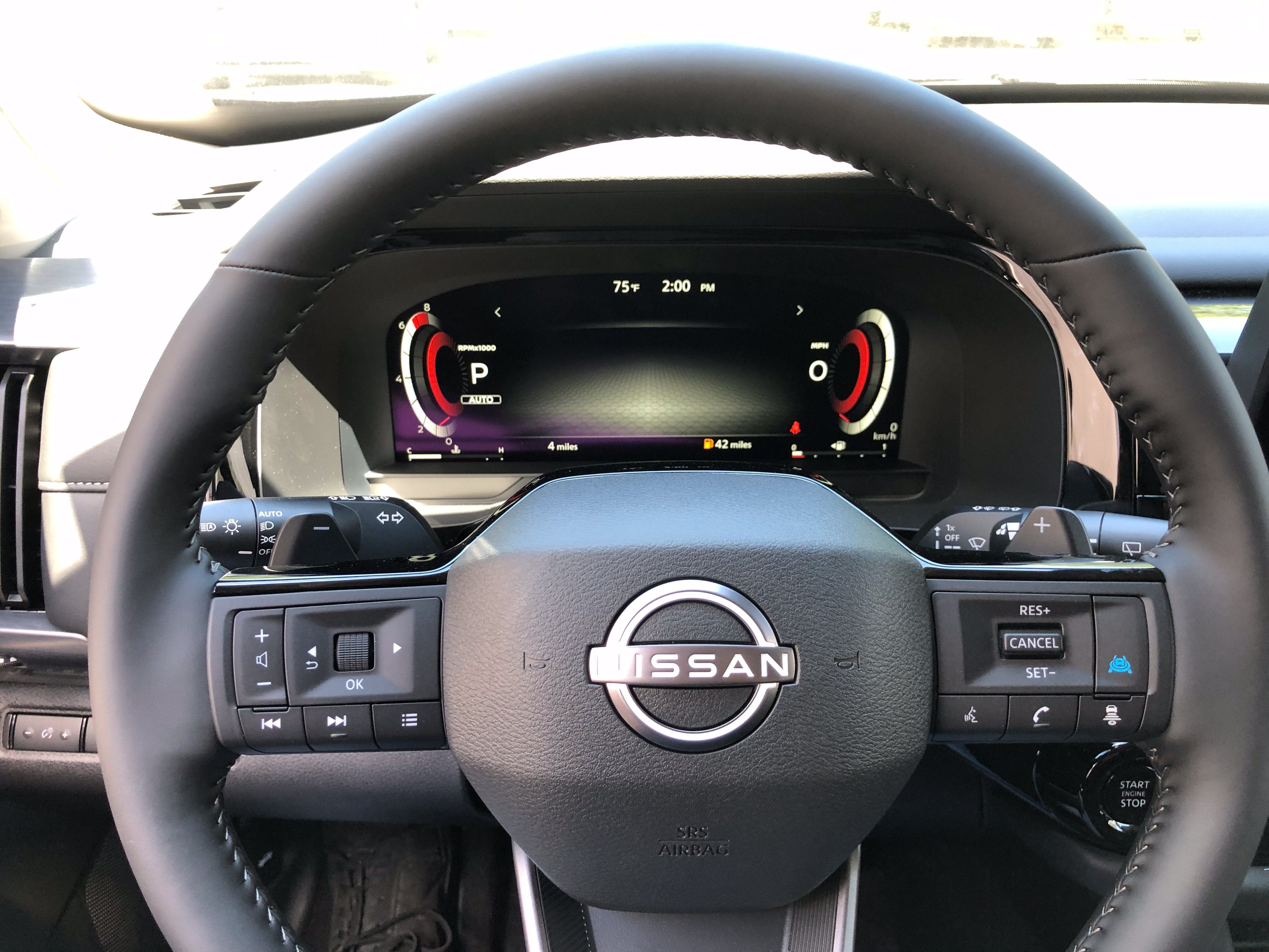 2026 Nissan Pathfinder SL