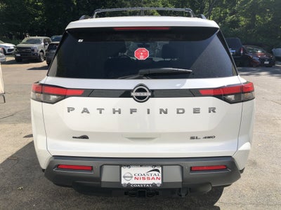 2026 Nissan Pathfinder SL