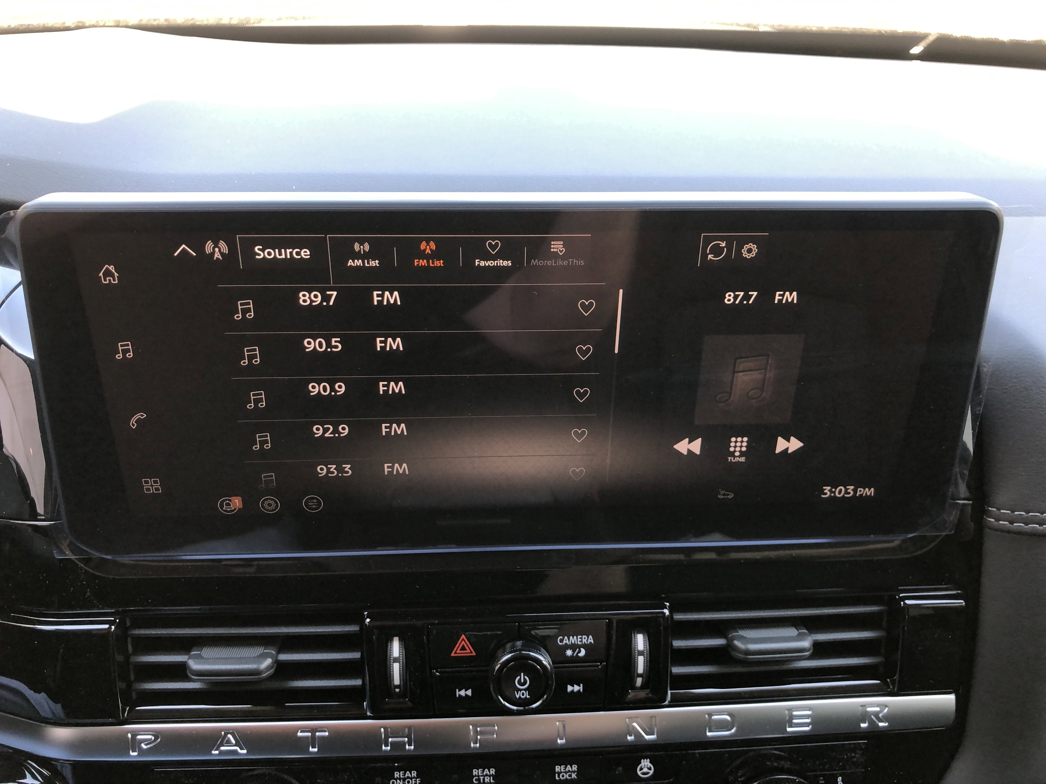 2026 Nissan Pathfinder Platinum