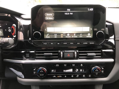 2025 Nissan Pathfinder Platinum