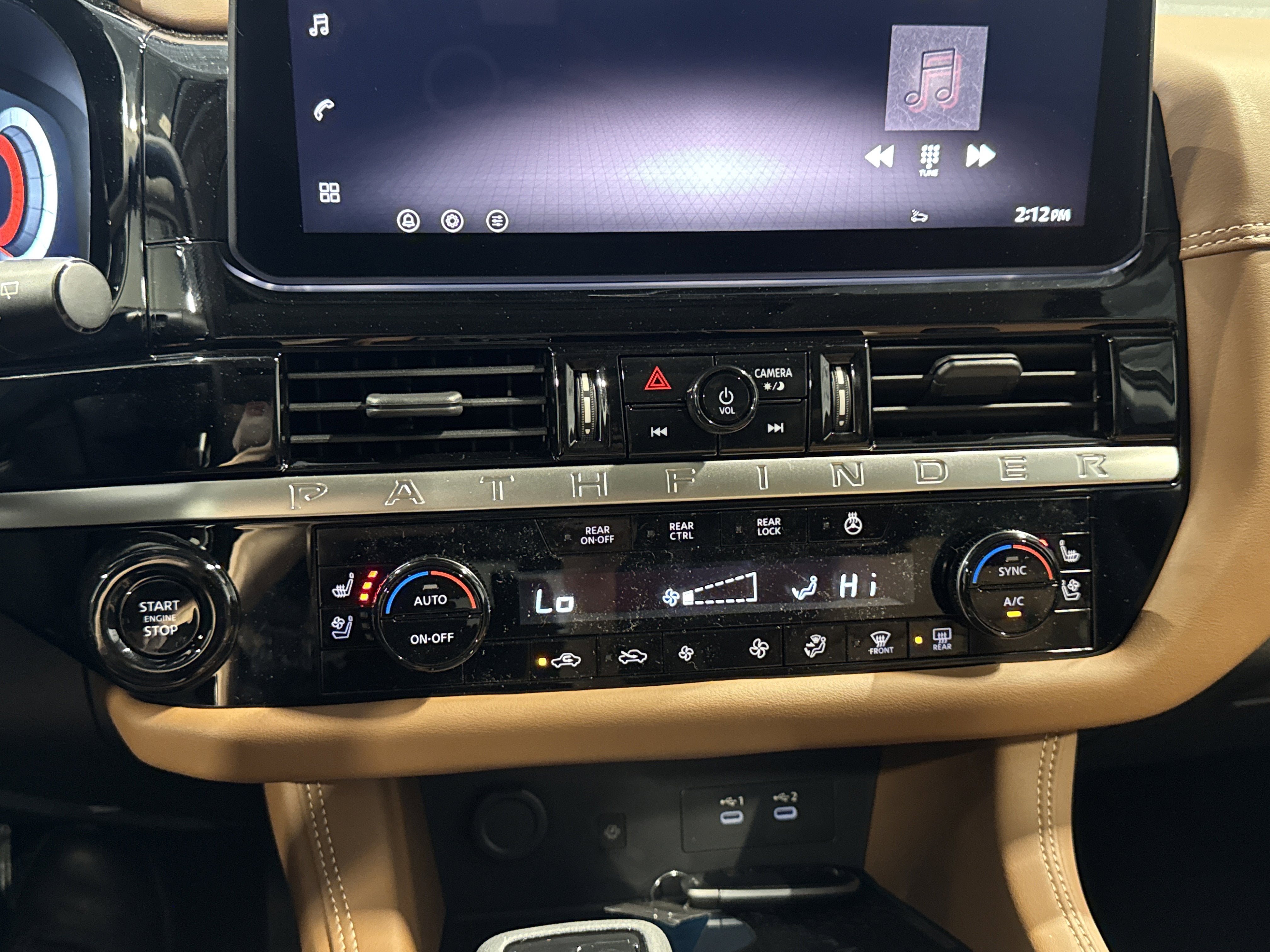 2026 Nissan Pathfinder Platinum
