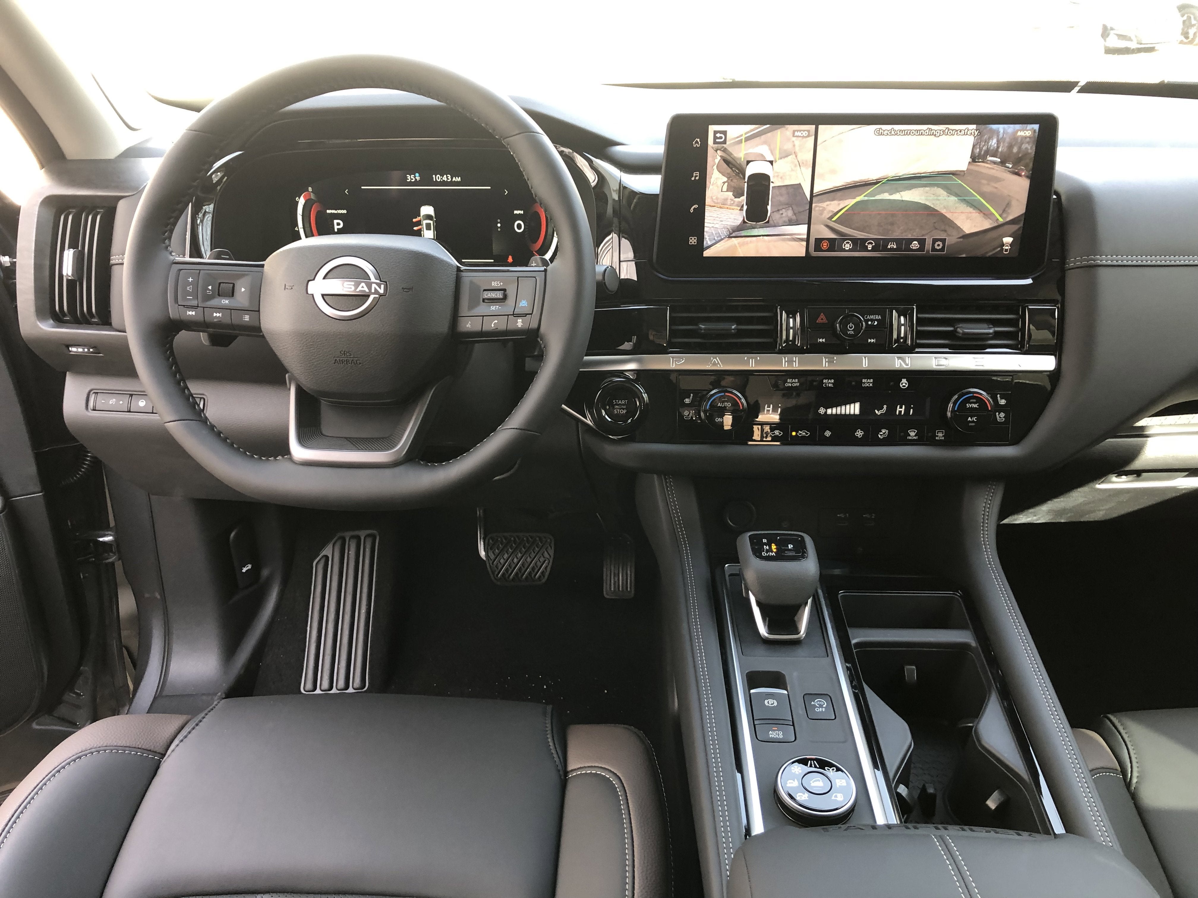 2026 Nissan Pathfinder Platinum