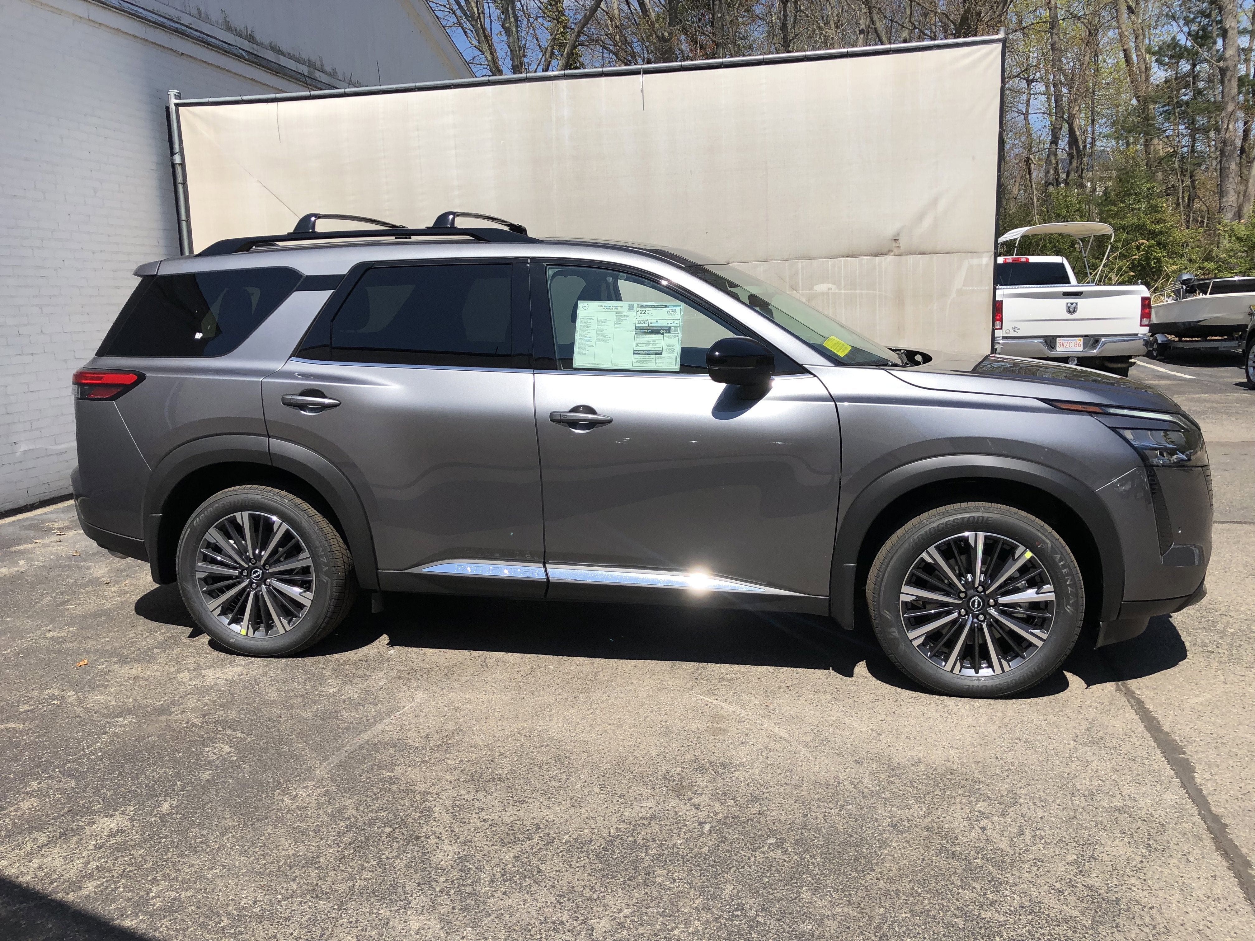 2026 Nissan Pathfinder Platinum