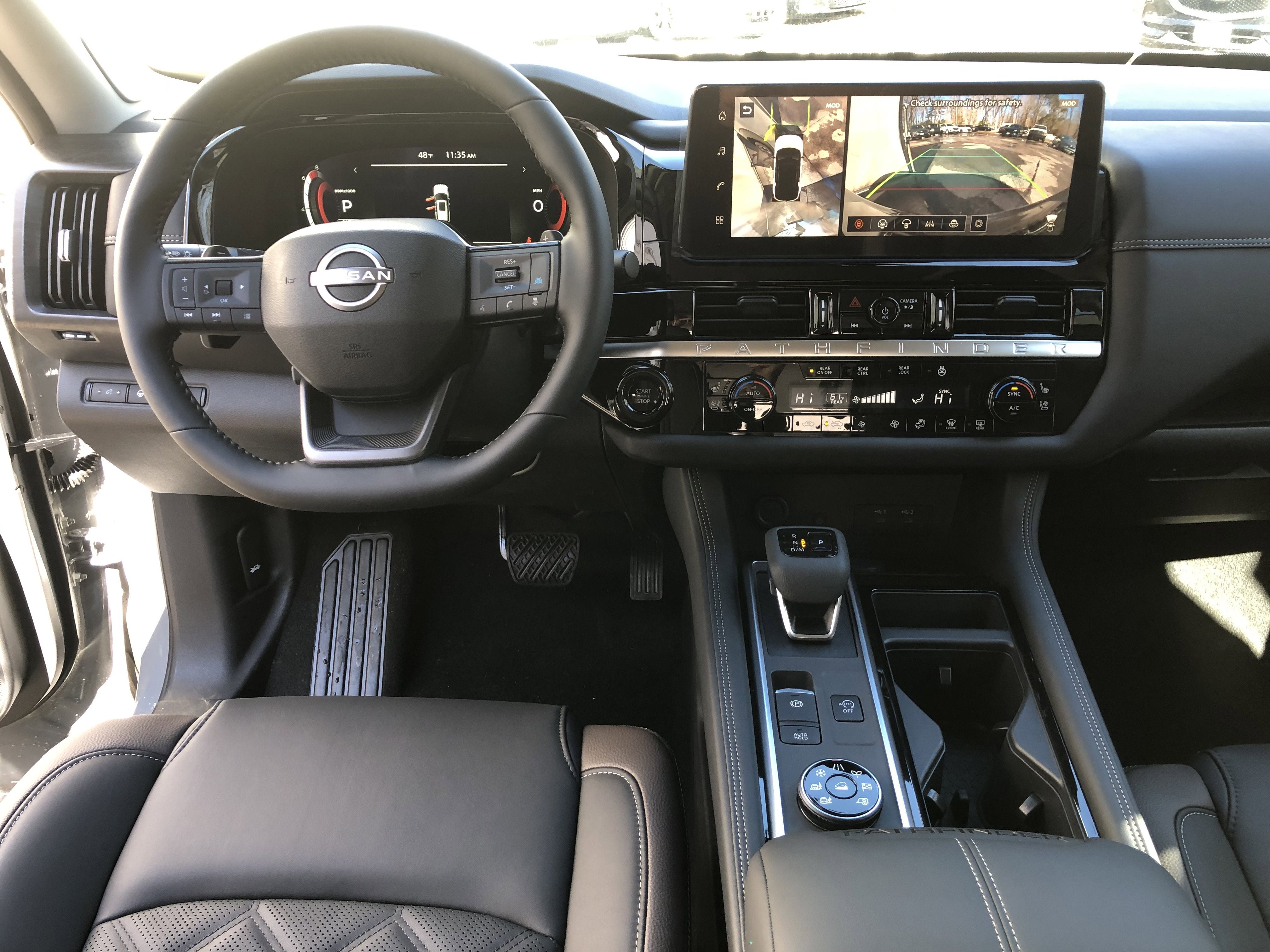 2026 Nissan Pathfinder Platinum