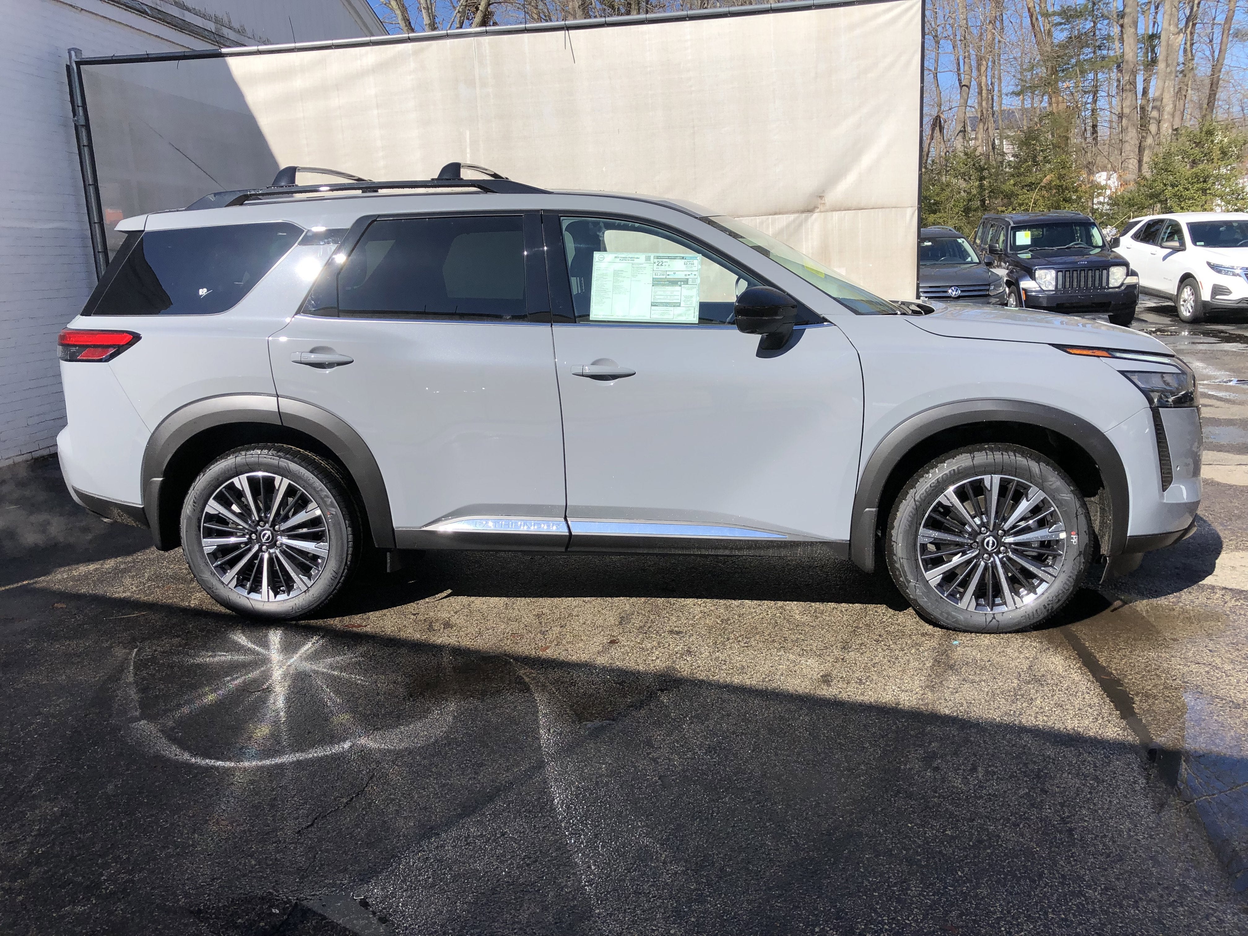 2026 Nissan Pathfinder Platinum