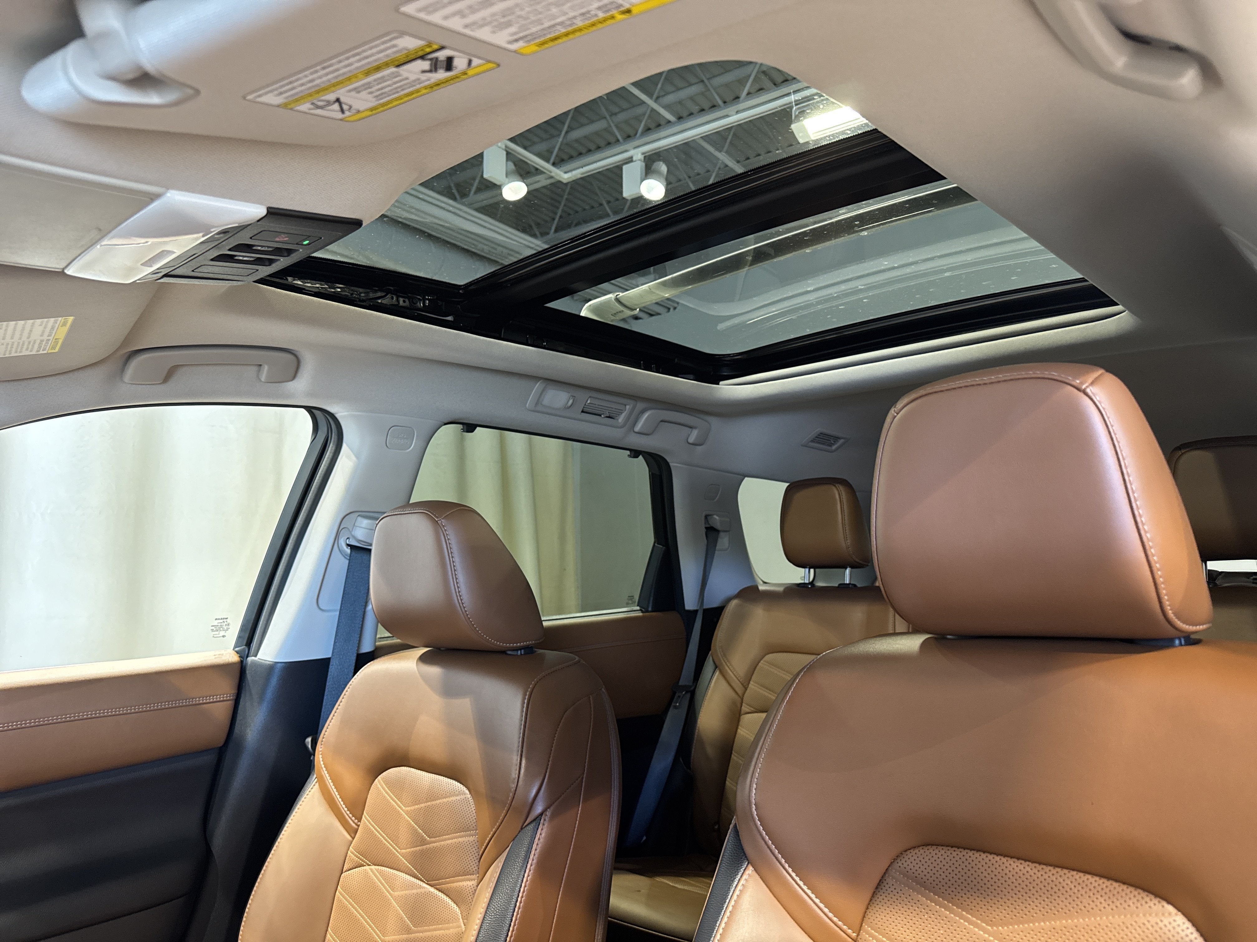 2023 Nissan Pathfinder Platinum W/Captain's Chairs