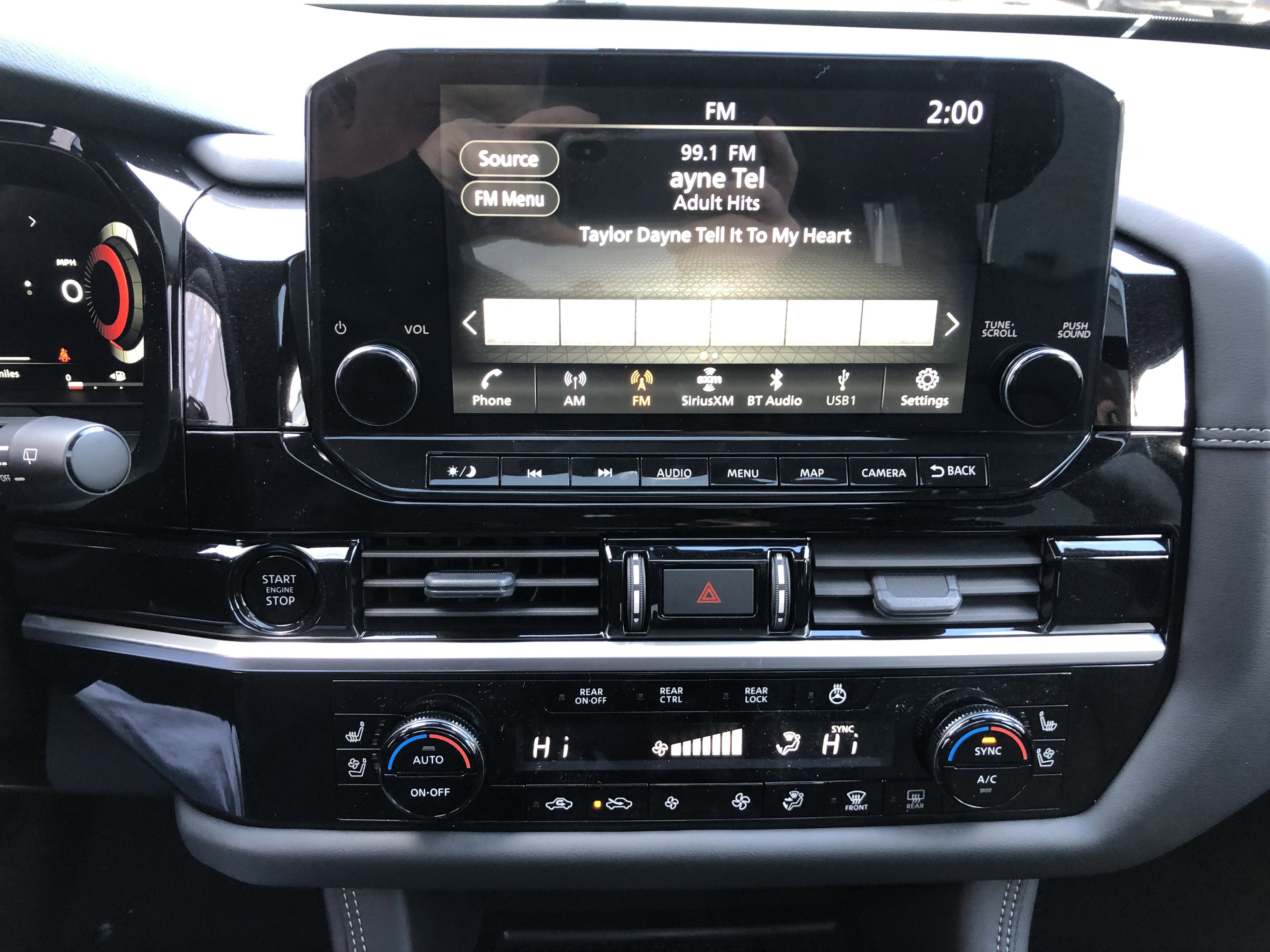 2025 Nissan Pathfinder Platinum