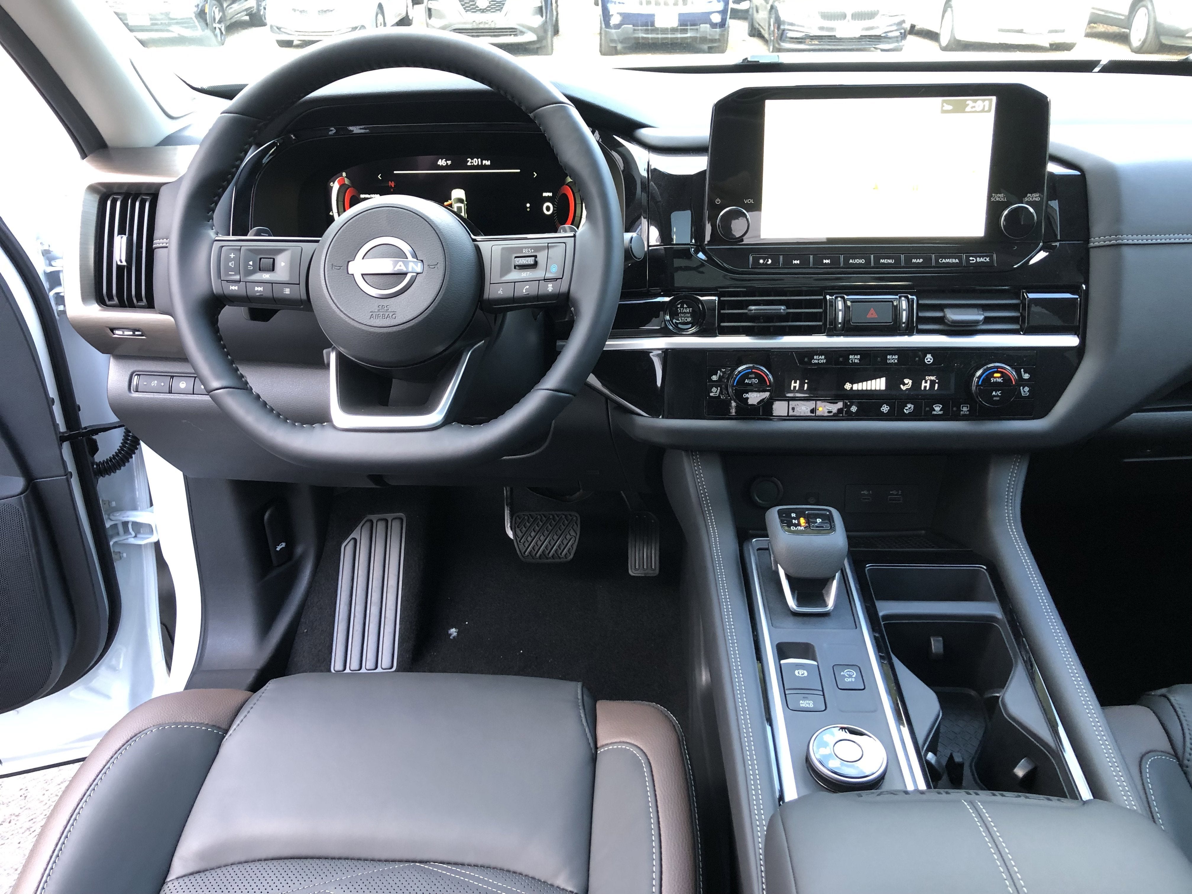 2025 Nissan Pathfinder Platinum