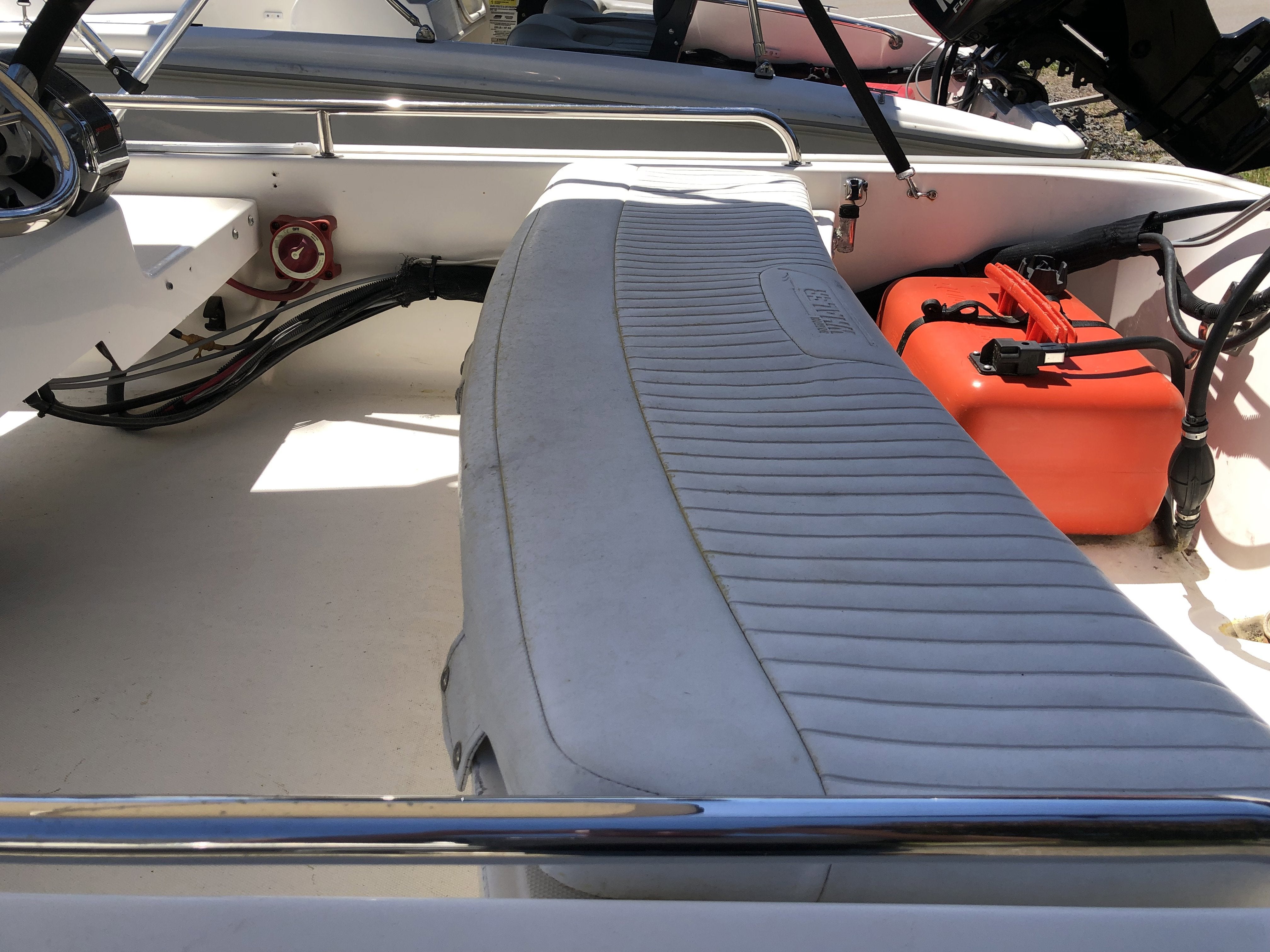 2006 BOSTON WHALER 110 SPORT Base