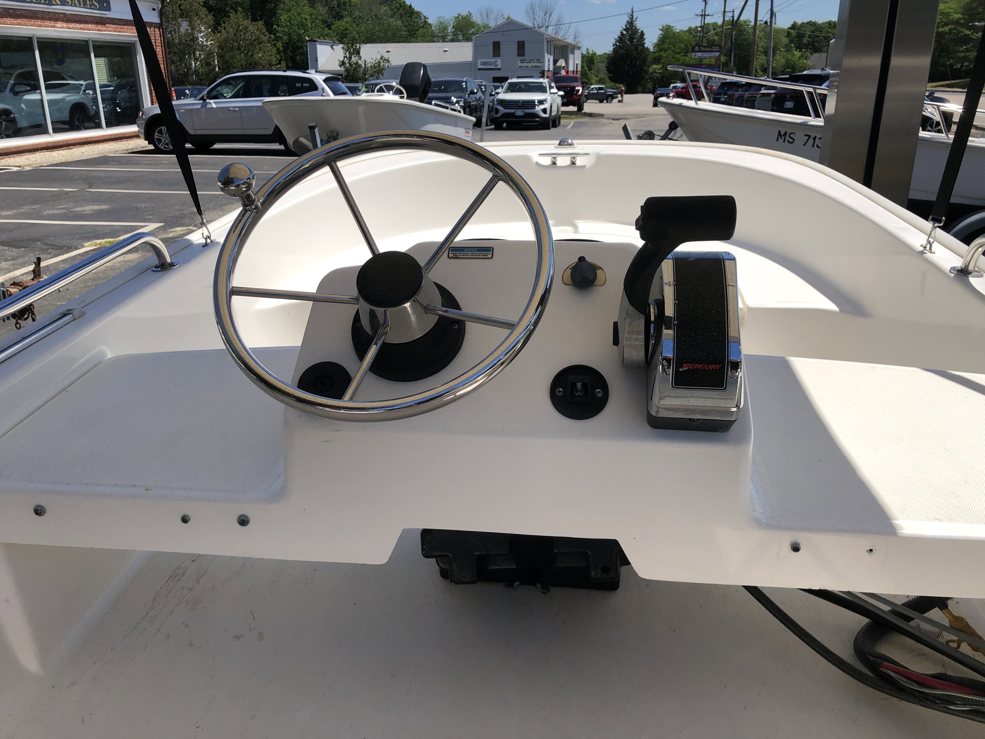 2006 BOSTON WHALER 110 SPORT Base