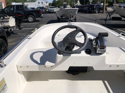 2006 BOSTON WHALER 110 SPORT Base