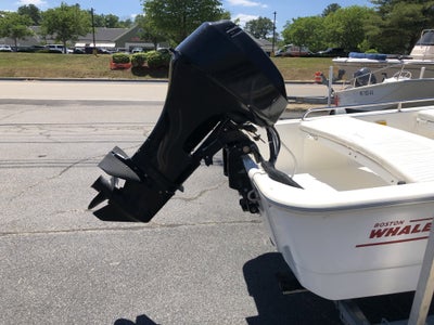 2005 BOSTON WHALER 110 SPORT Base