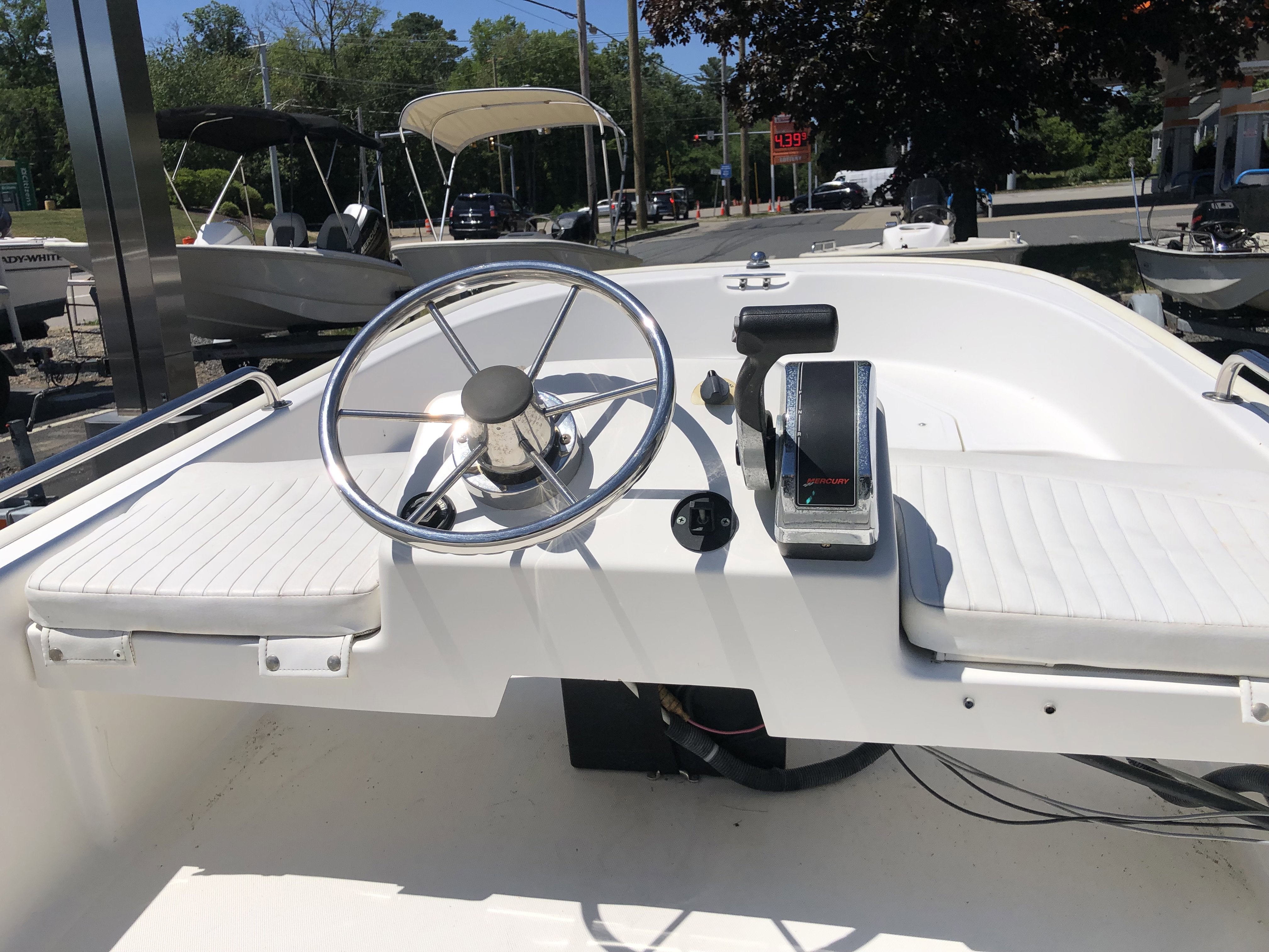 2005 BOSTON WHALER 110 SPORT Base