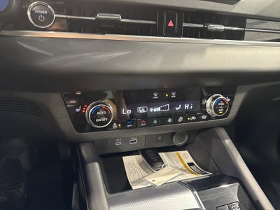 2026 Nissan Rogue Plug-In Hybrid Platinum