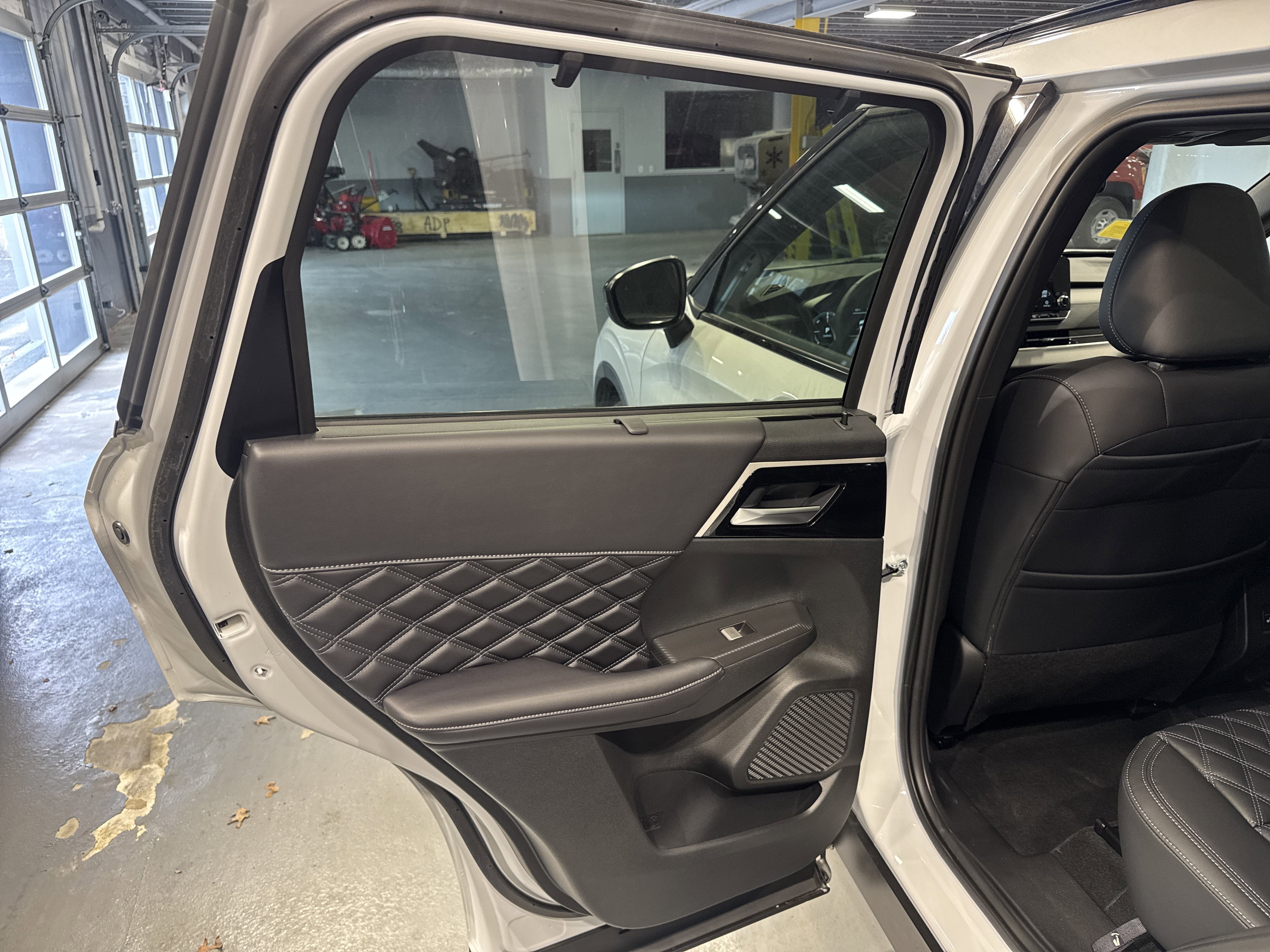 2026 Nissan Rogue Plug-In Hybrid Platinum