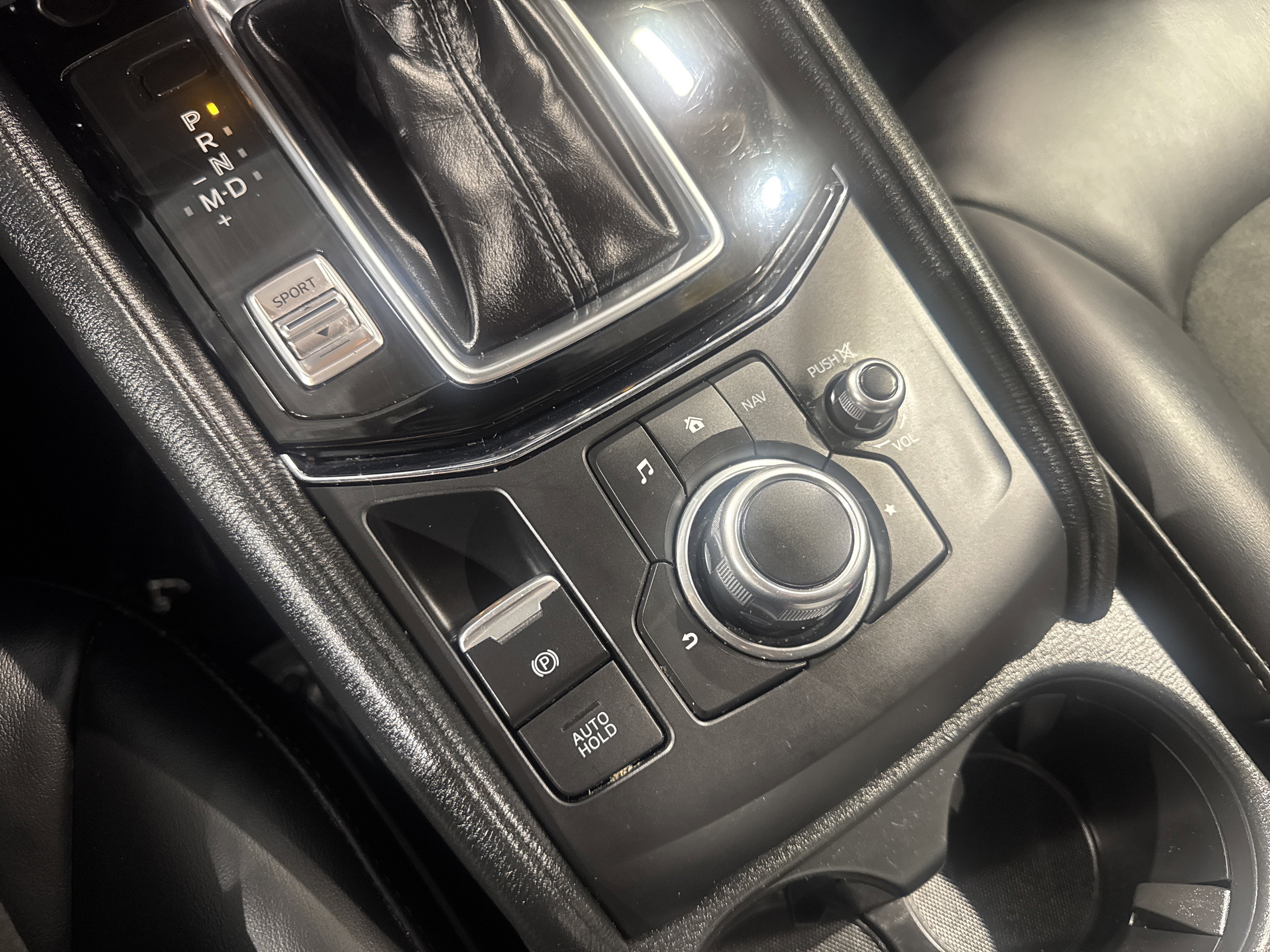 2018 Mazda Mazda CX-5 Touring AWD W/Preferred Equipment Package