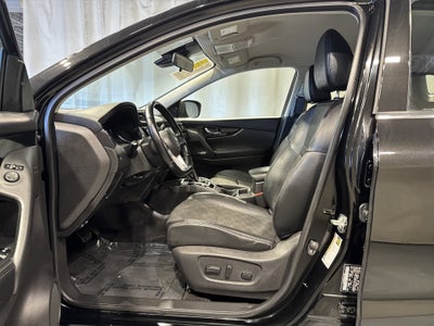 2022 Nissan Rogue Sport SV W/Technology Package