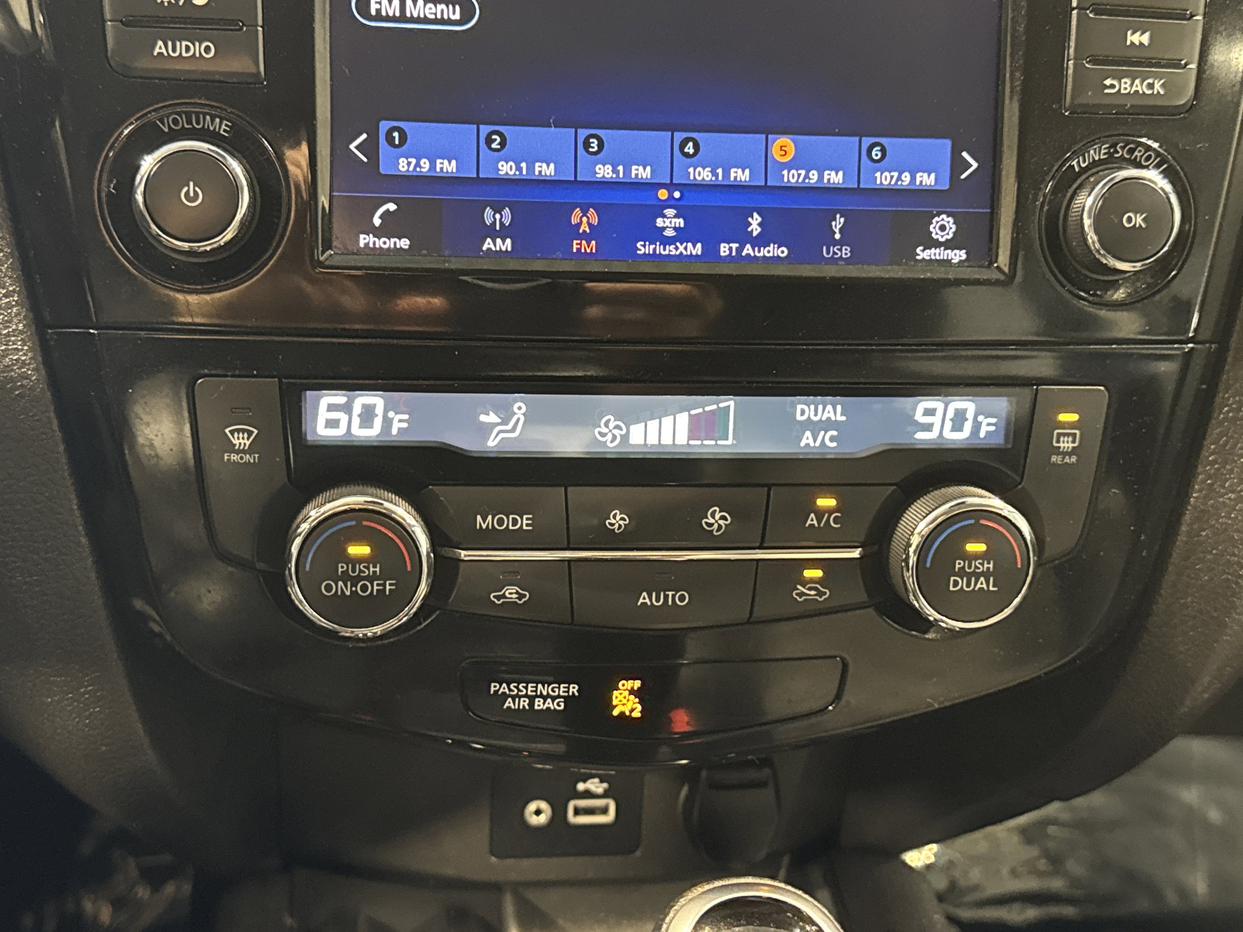 2022 Nissan Rogue Sport SV W/Technology Package