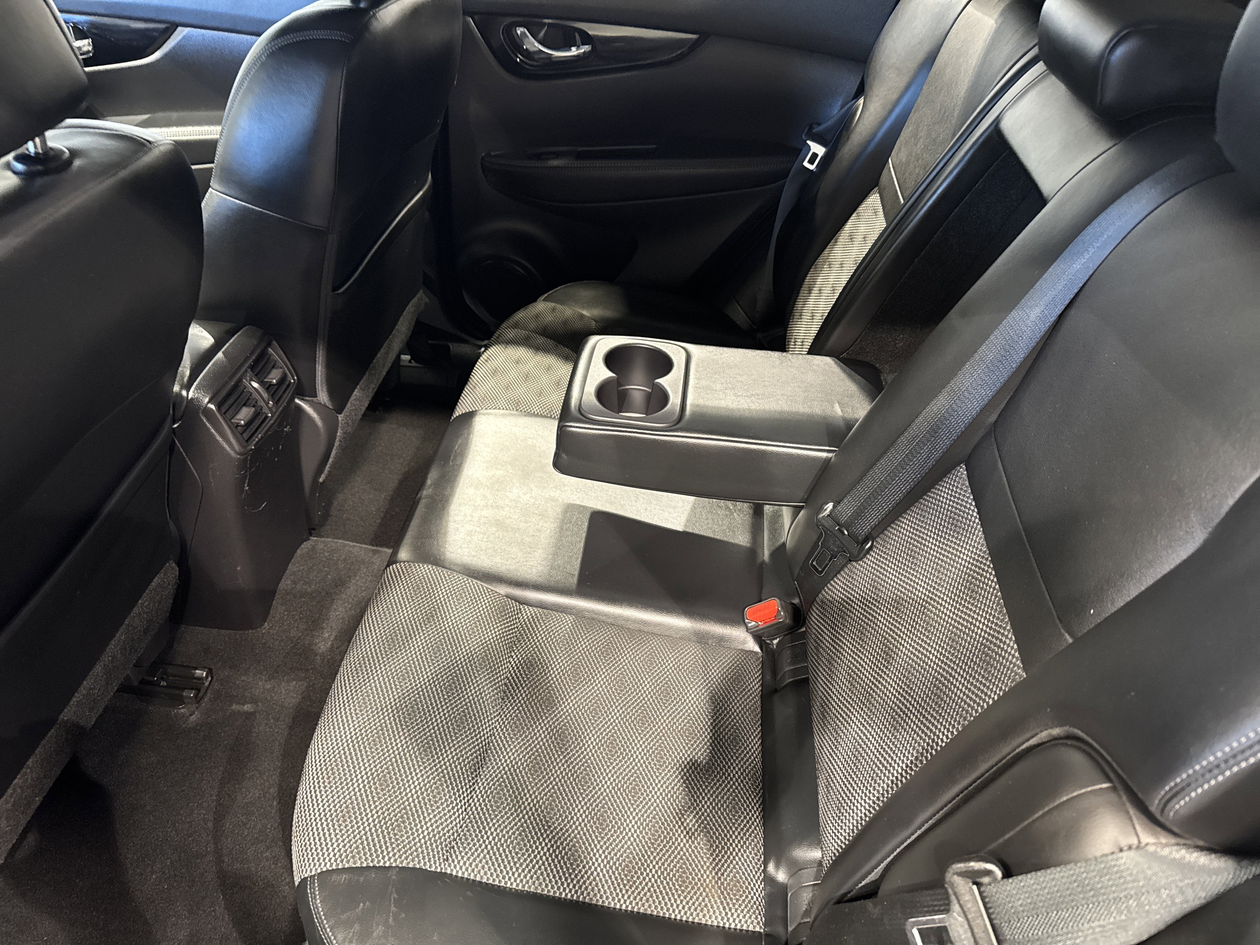 2022 Nissan Rogue Sport SV W/Technology Package