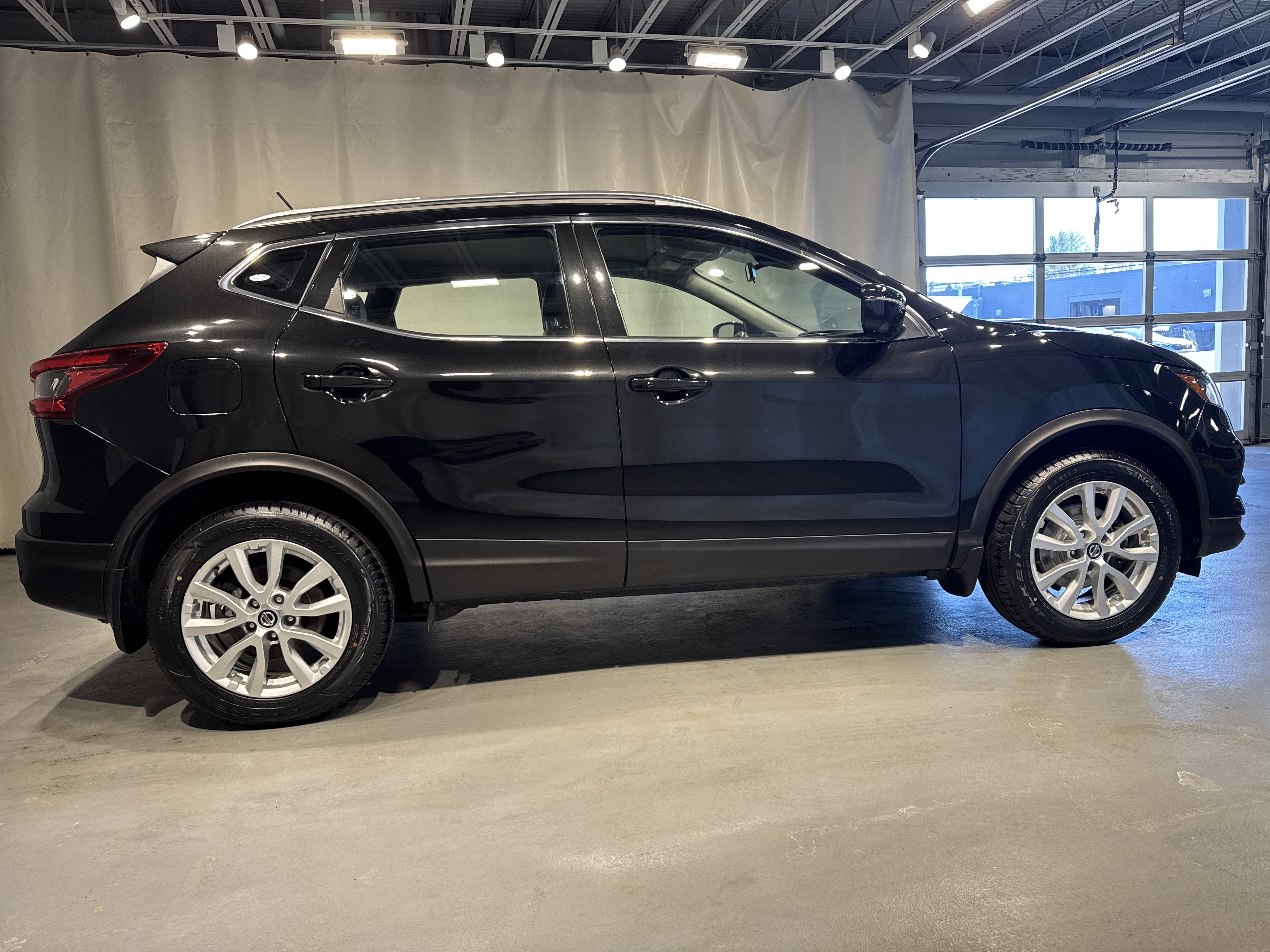 2022 Nissan Rogue Sport SV W/Technology Package