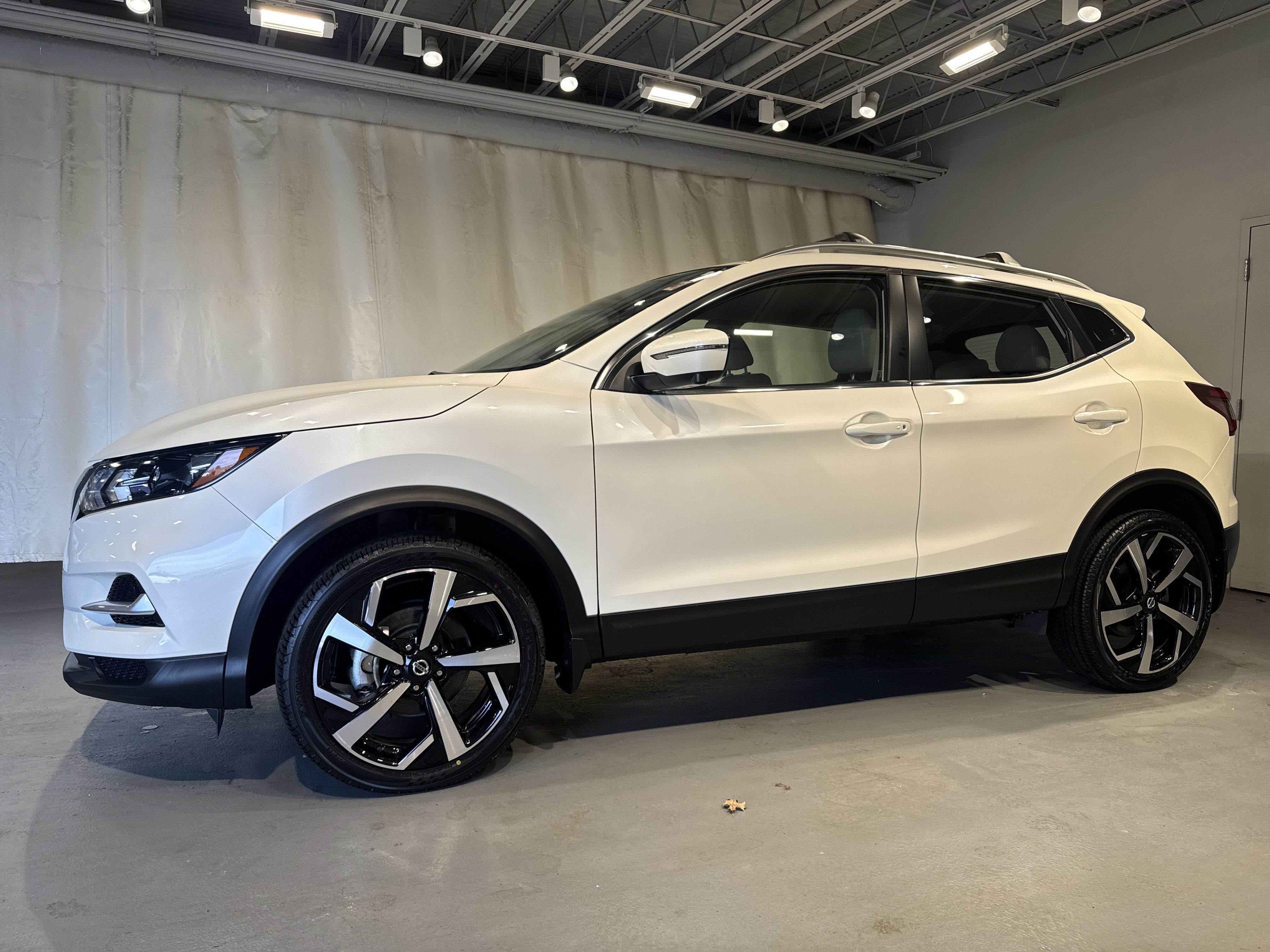 2022 Nissan Rogue Sport SL