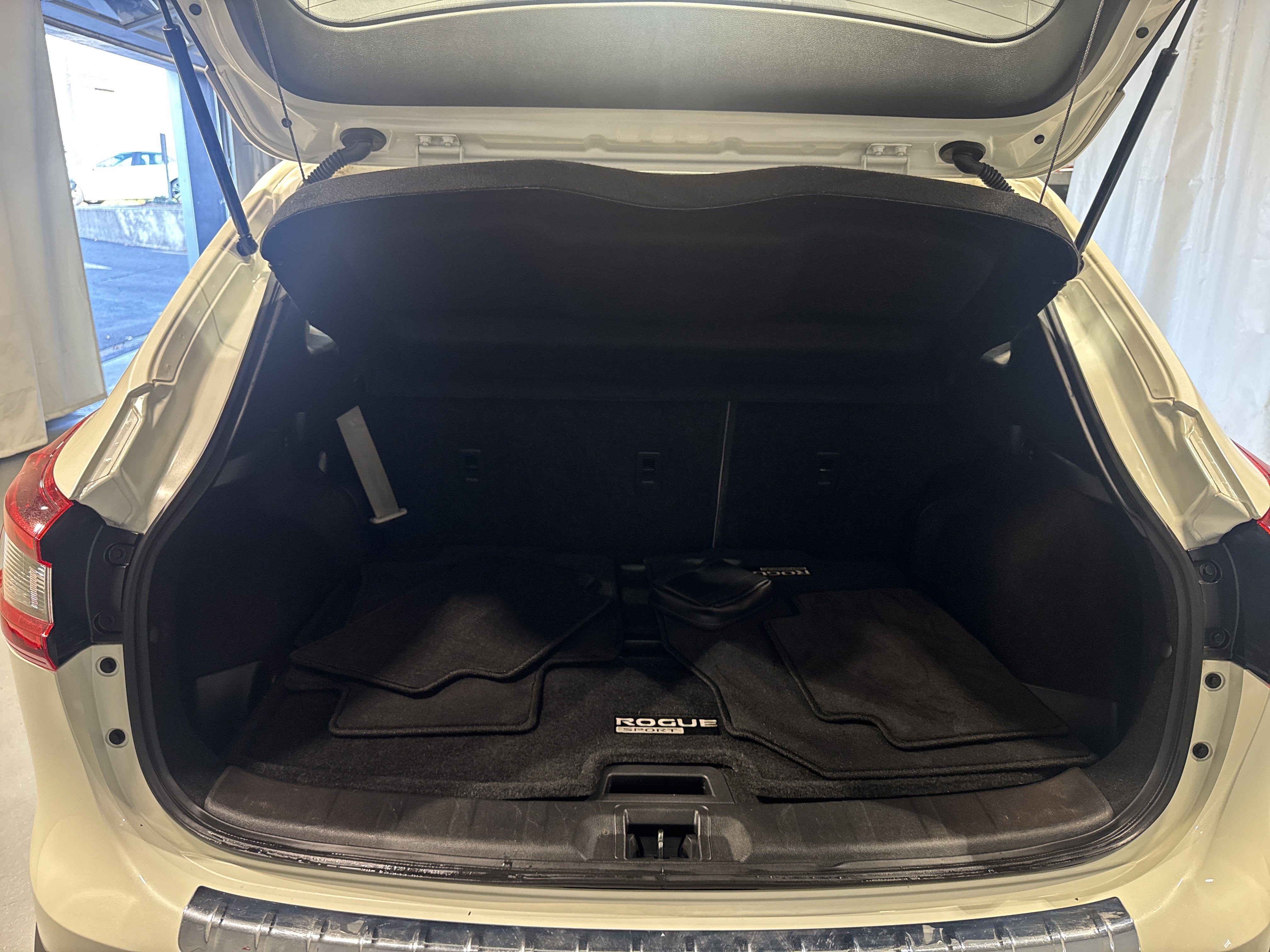 2022 Nissan Rogue Sport SL