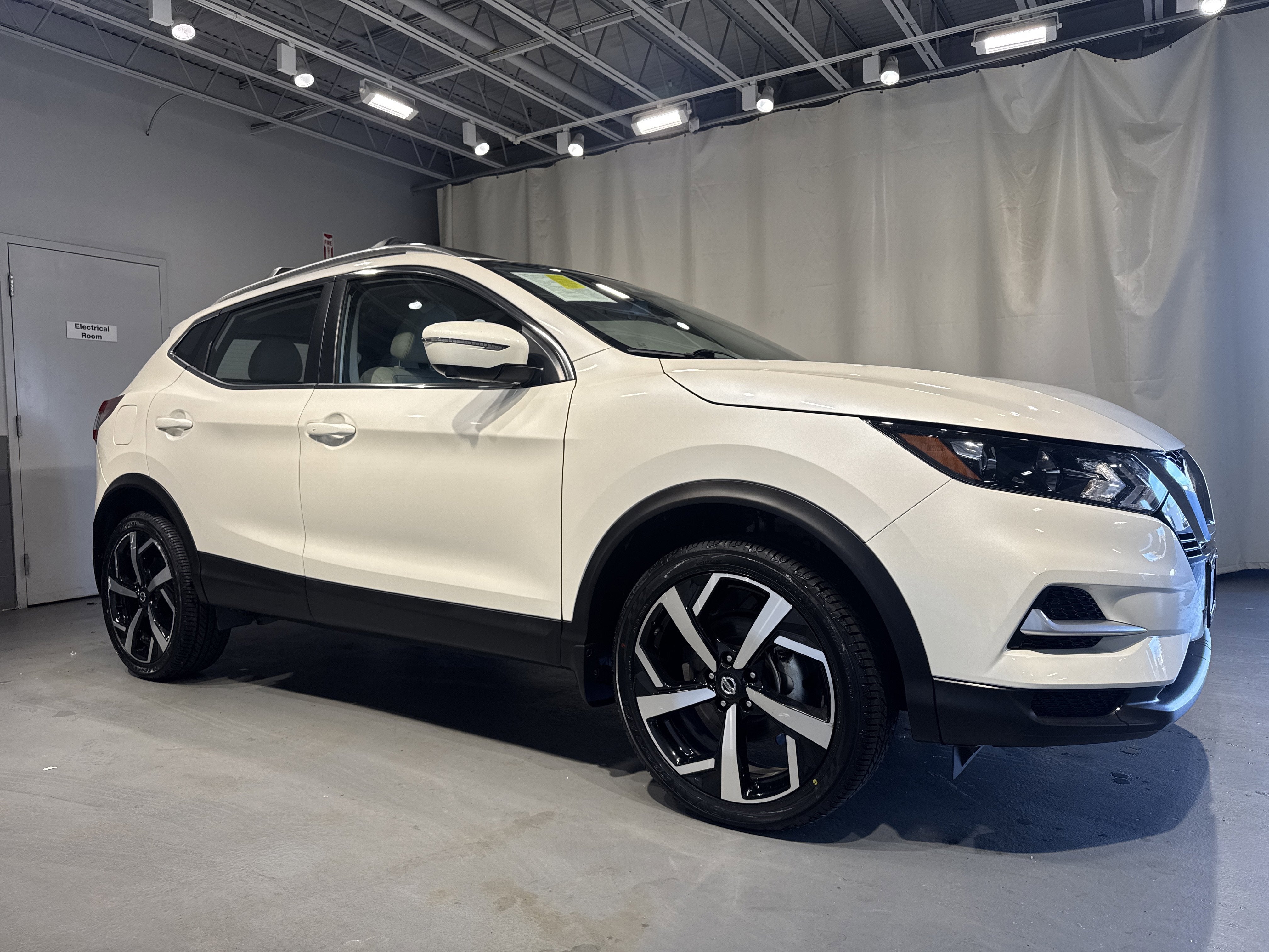 2022 Nissan Rogue Sport SL